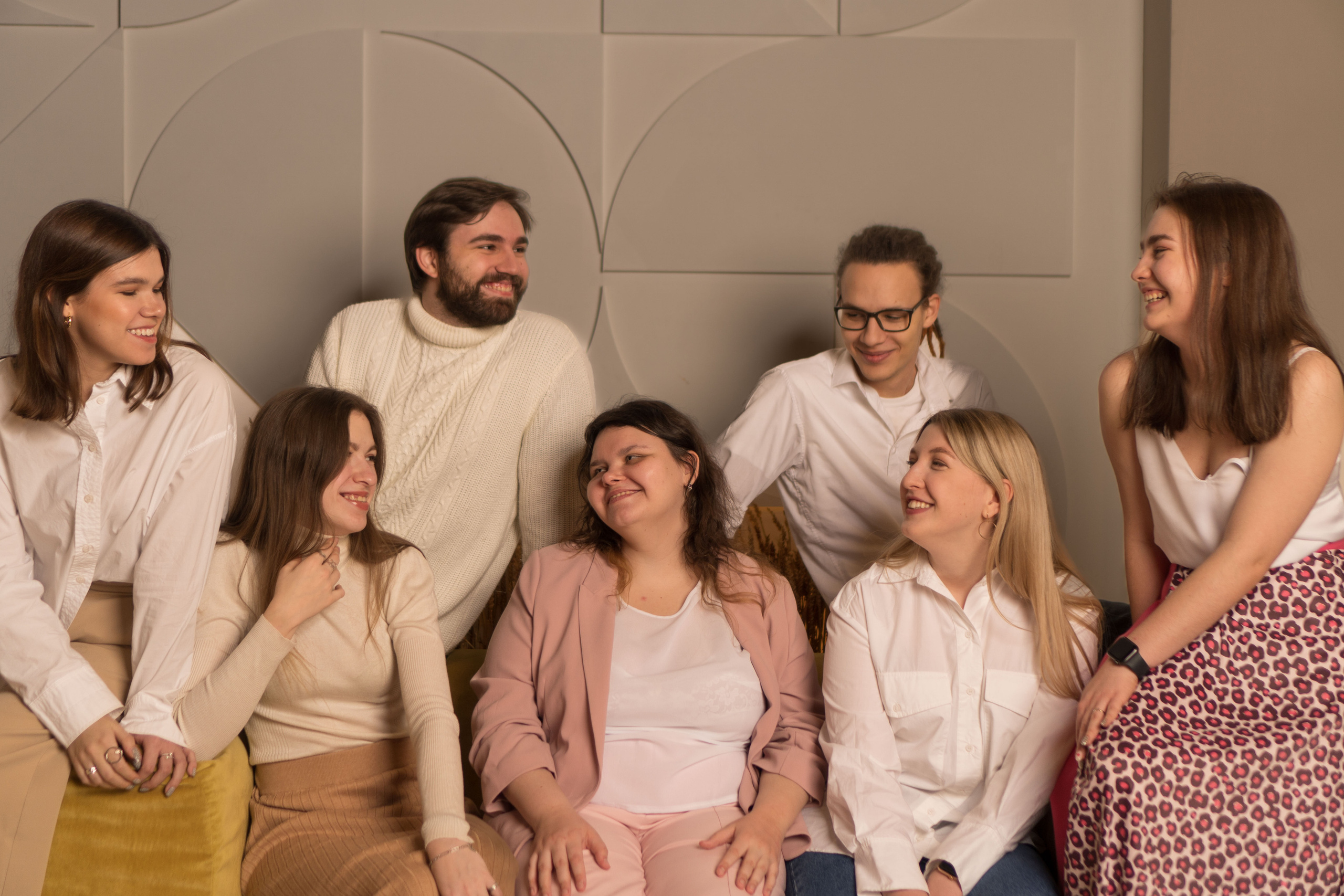 Фотограф на выпускной цена. Профессиональный фотограф в Москве Кабардин Тихон