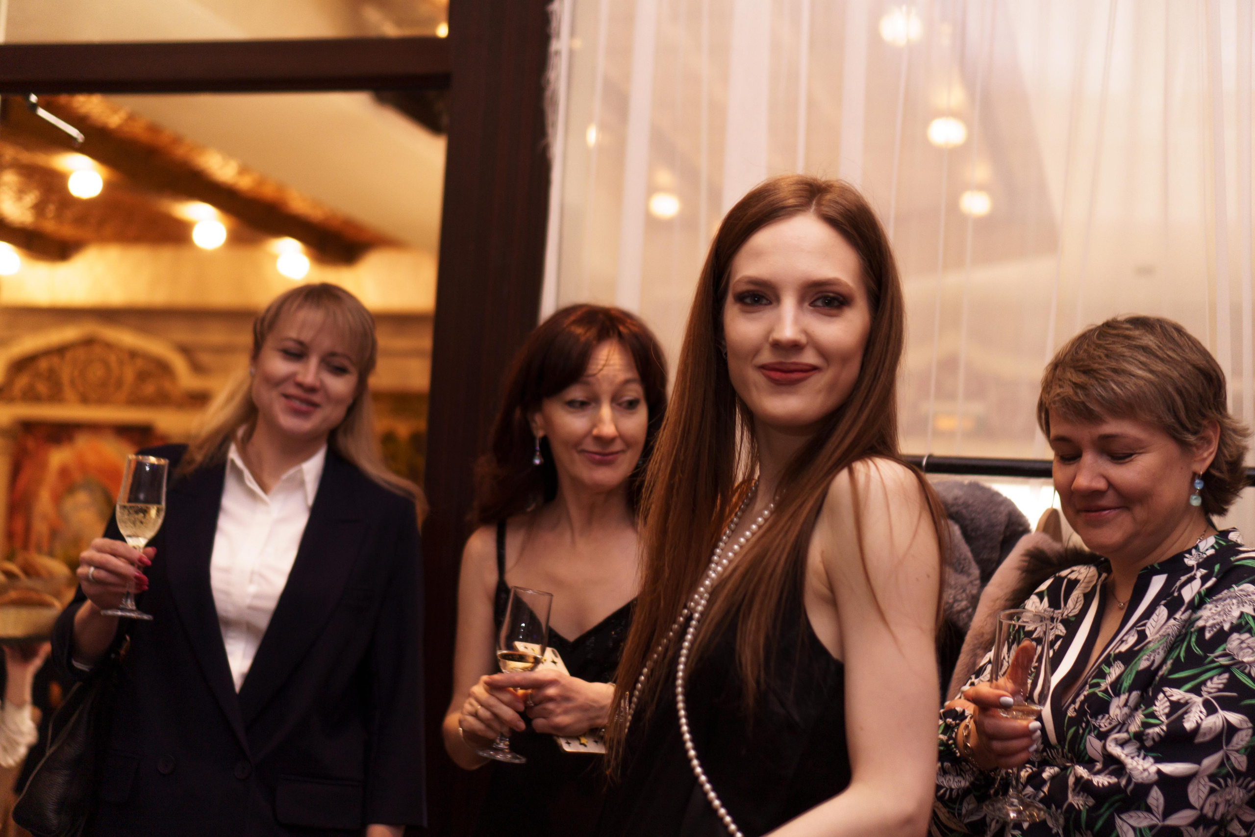 Репортажный фотограф Москва. Профессиональный фотограф в Москве Кабардин Тихон