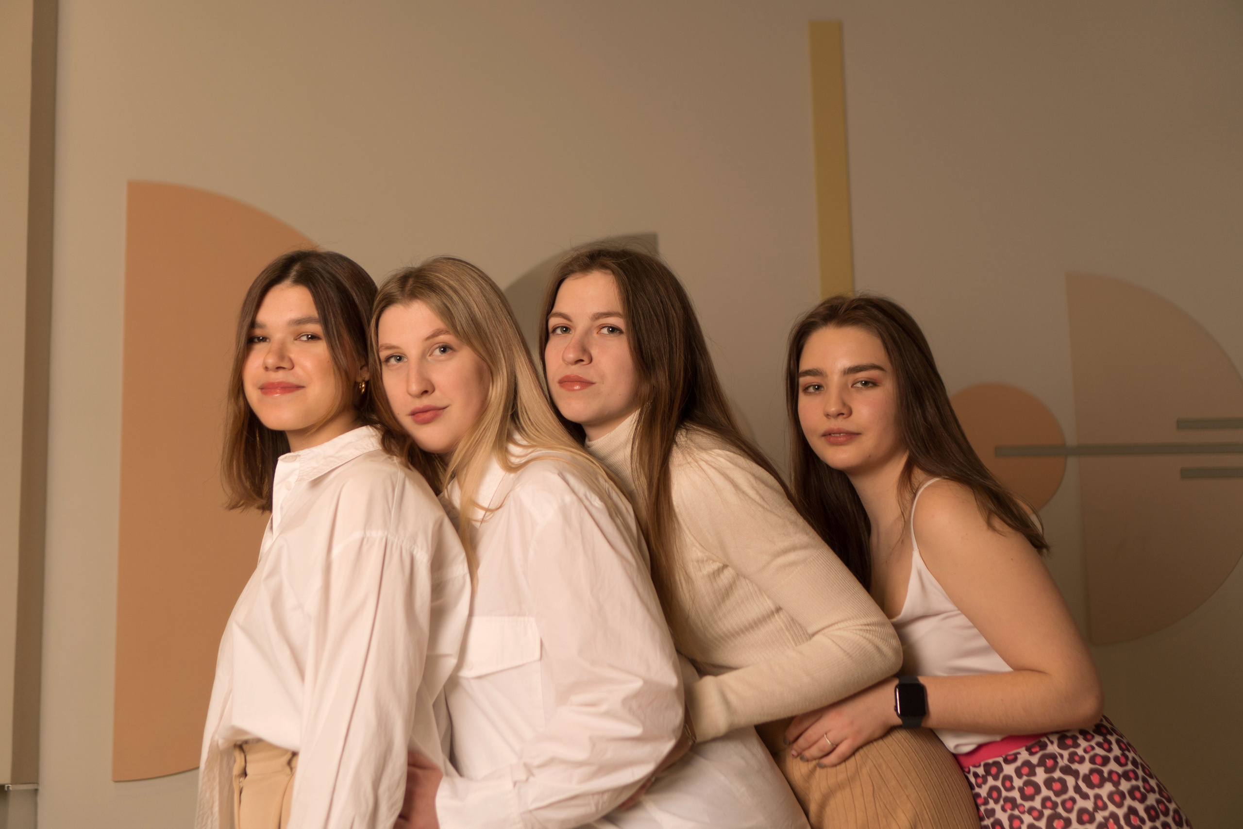 Фотограф на выпускной цена. Профессиональный фотограф в Москве Кабардин Тихон