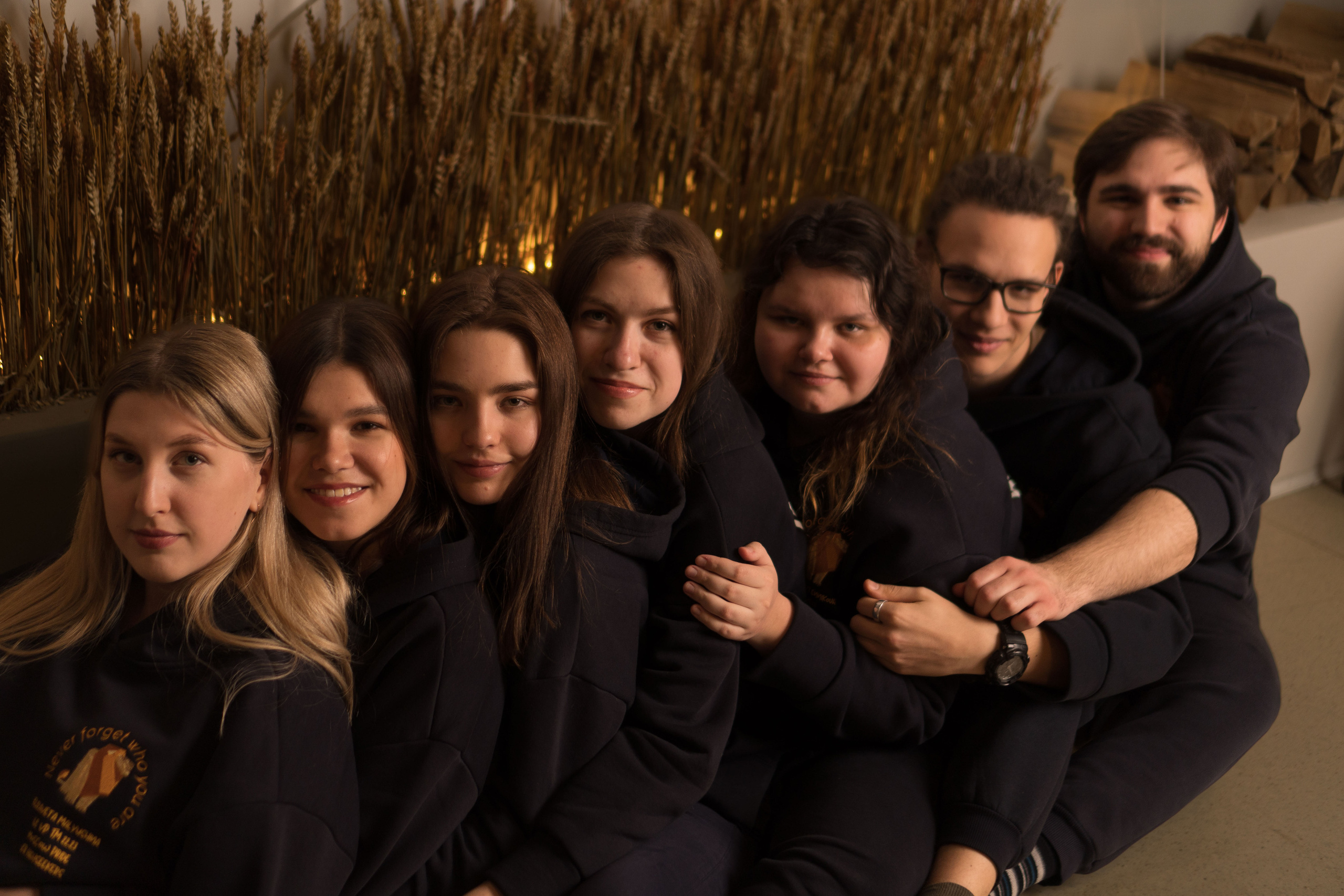 Фотограф на выпускной цена. Профессиональный фотограф в Москве Кабардин Тихон