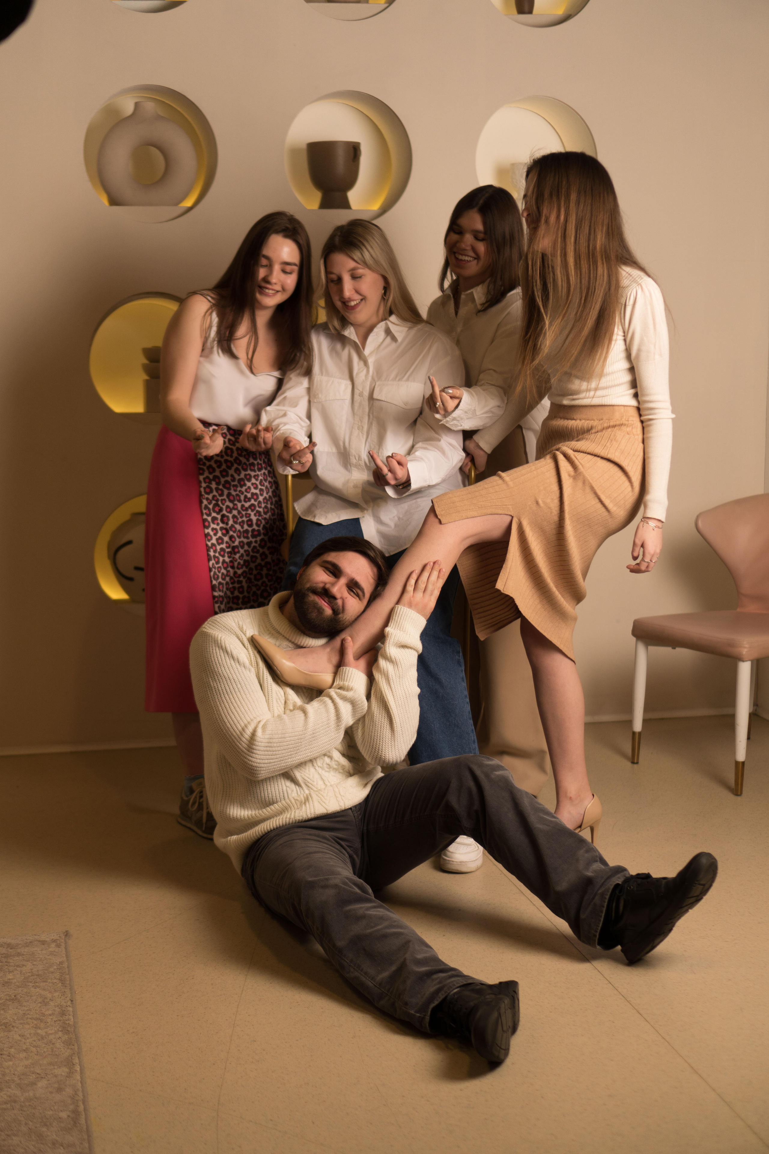 Фотограф на выпускной цена. Профессиональный фотограф в Москве Кабардин Тихон