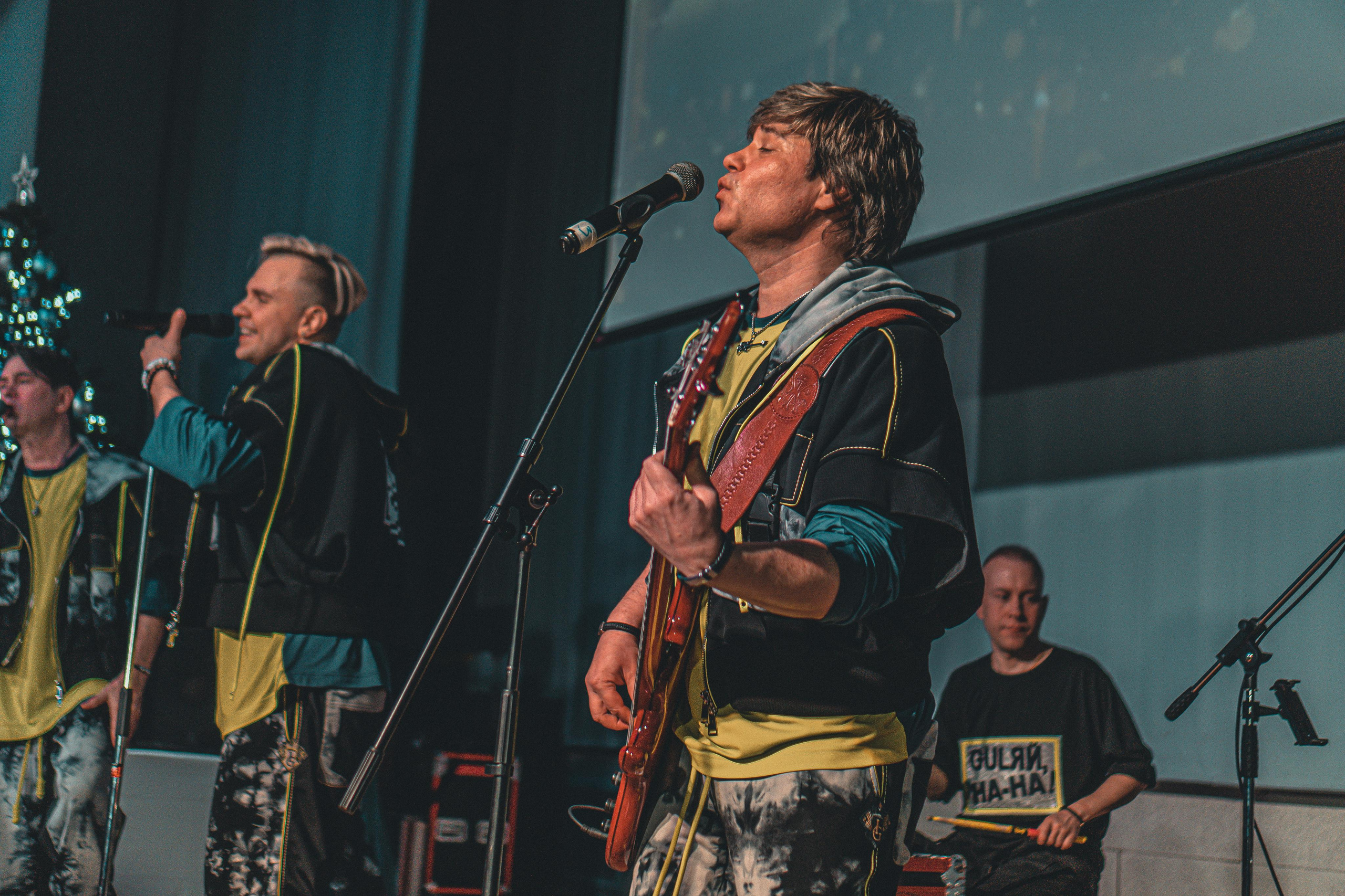 Концертная съемка цена. Профессиональный фотограф в Москве Кабардин Тихон