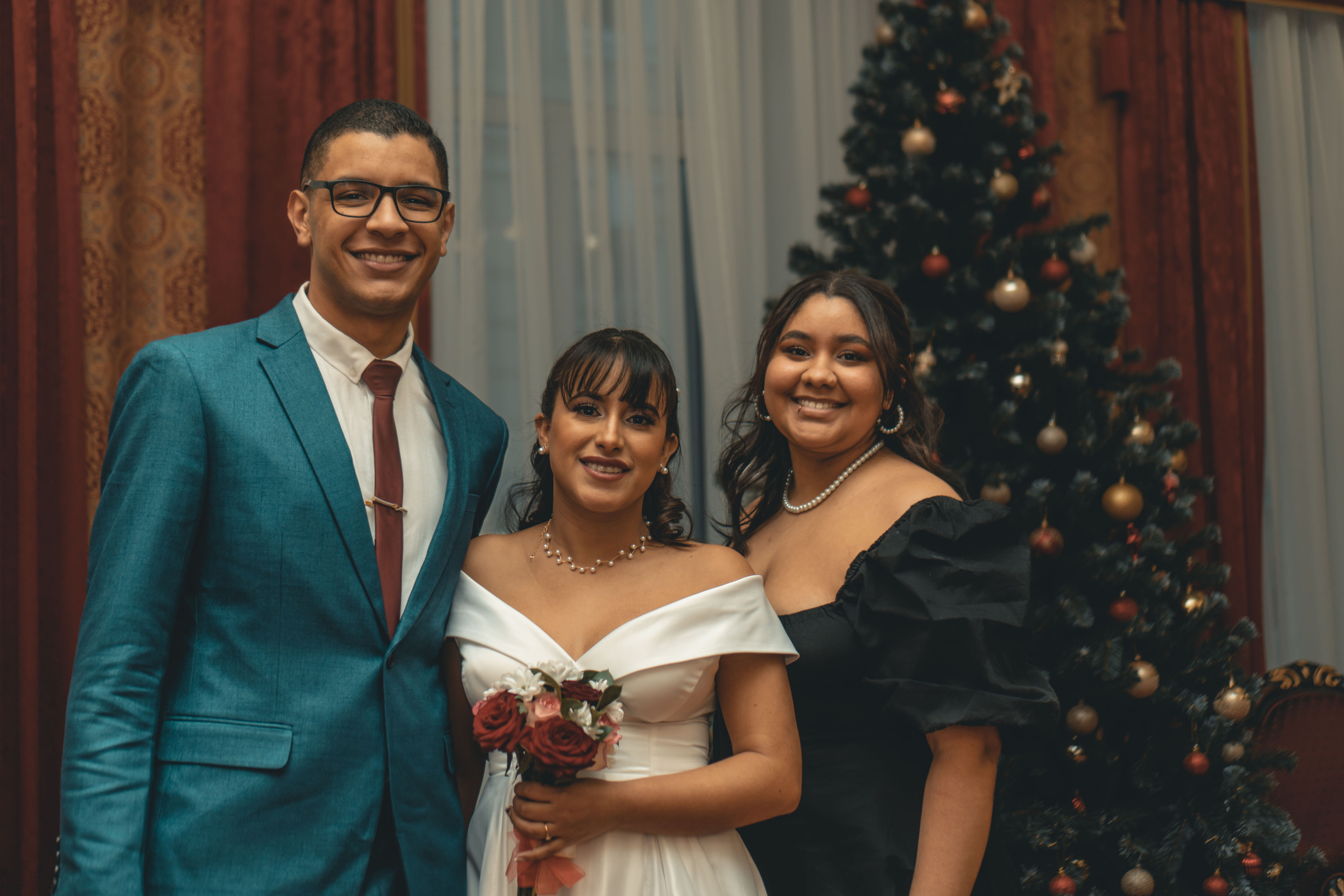 Свадебный фотограф Москва | Фото и видео съемка в ЗАГС. Профессиональный фотограф в Москве Кабардин Тихон