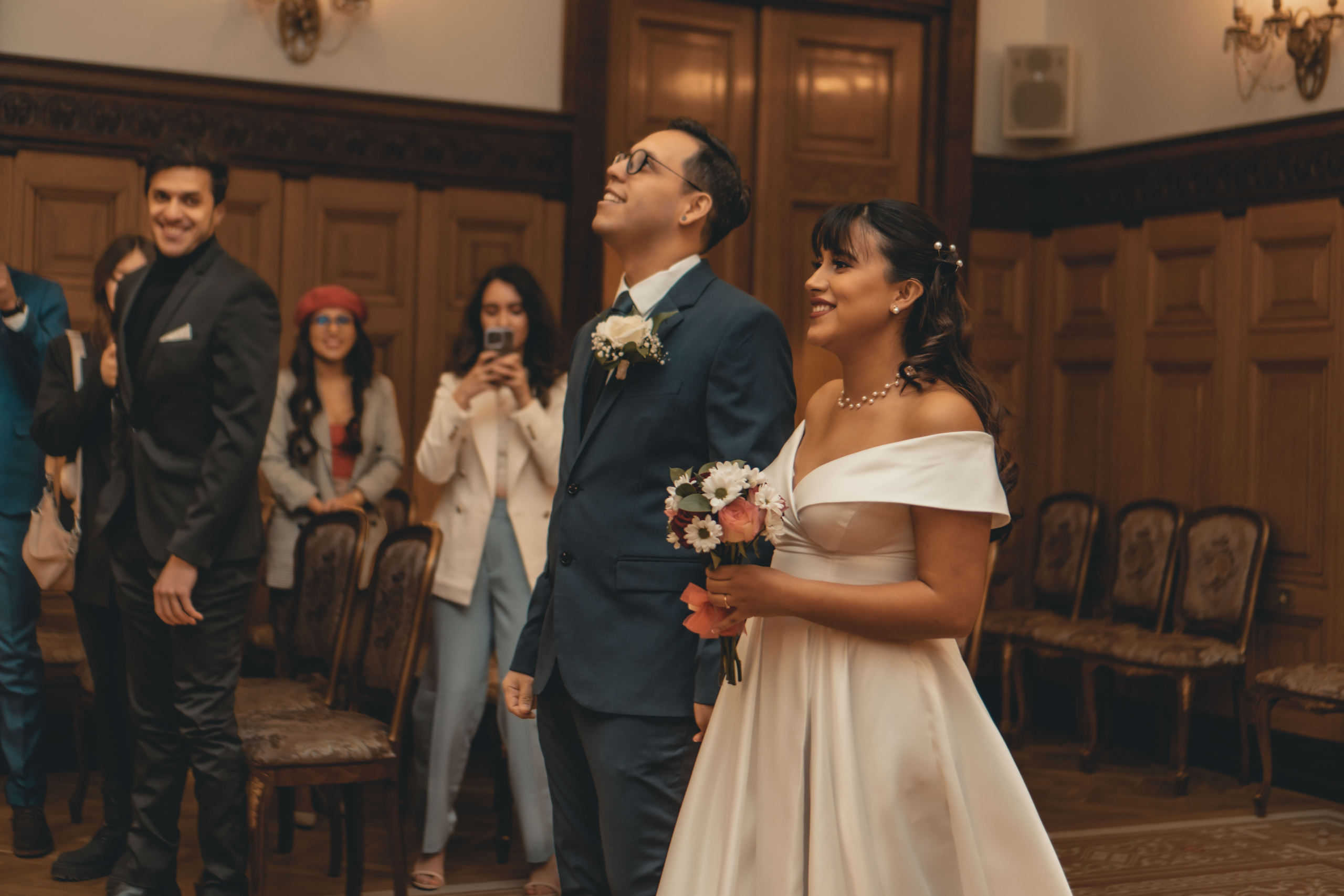 Свадебный фотограф Москва | Фото и видео съемка в ЗАГС. Профессиональный фотограф в Москве Кабардин Тихон