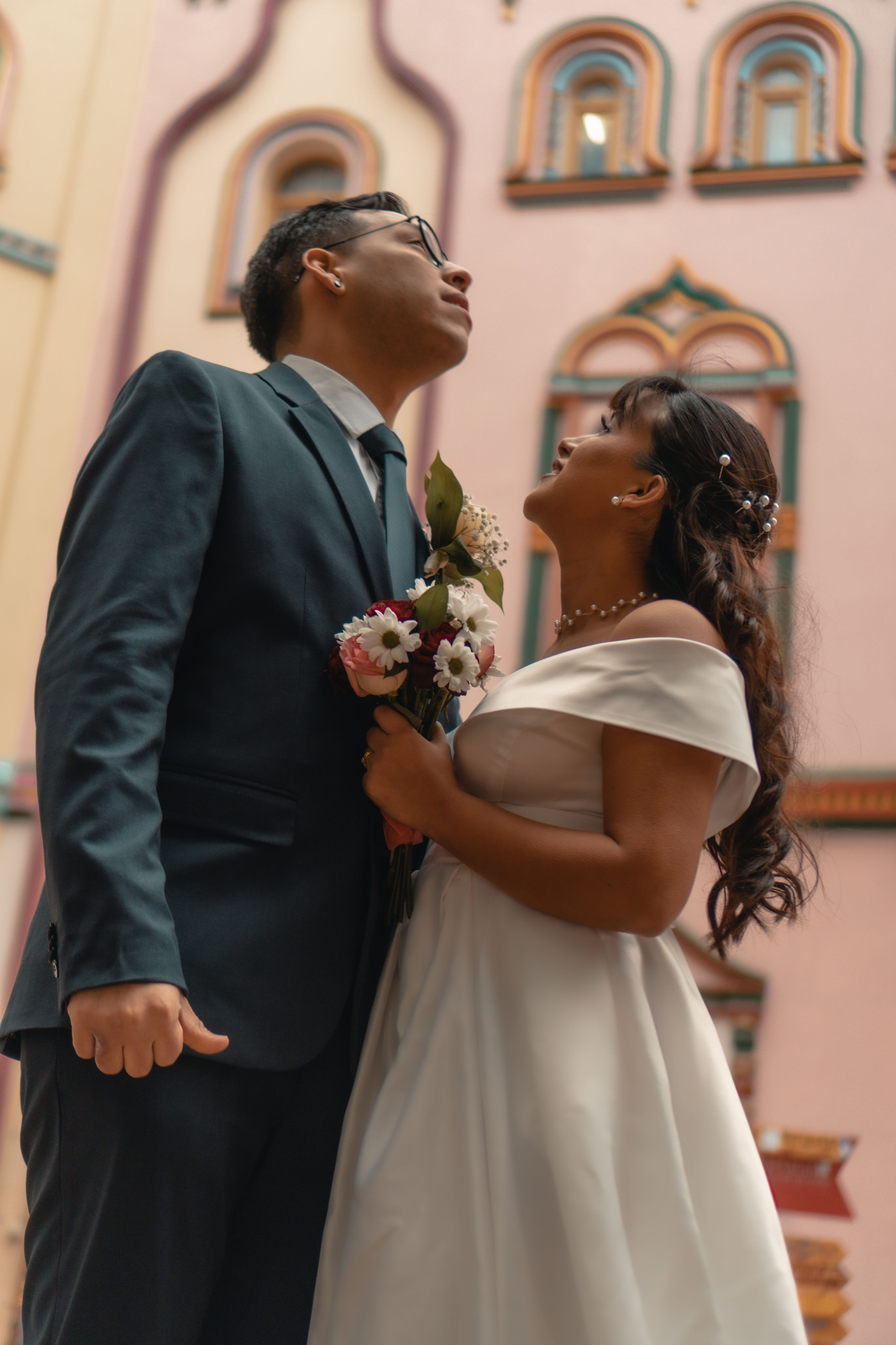 Свадебный фотограф Москва | Фото и видео съемка в ЗАГС. Профессиональный фотограф в Москве Кабардин Тихон