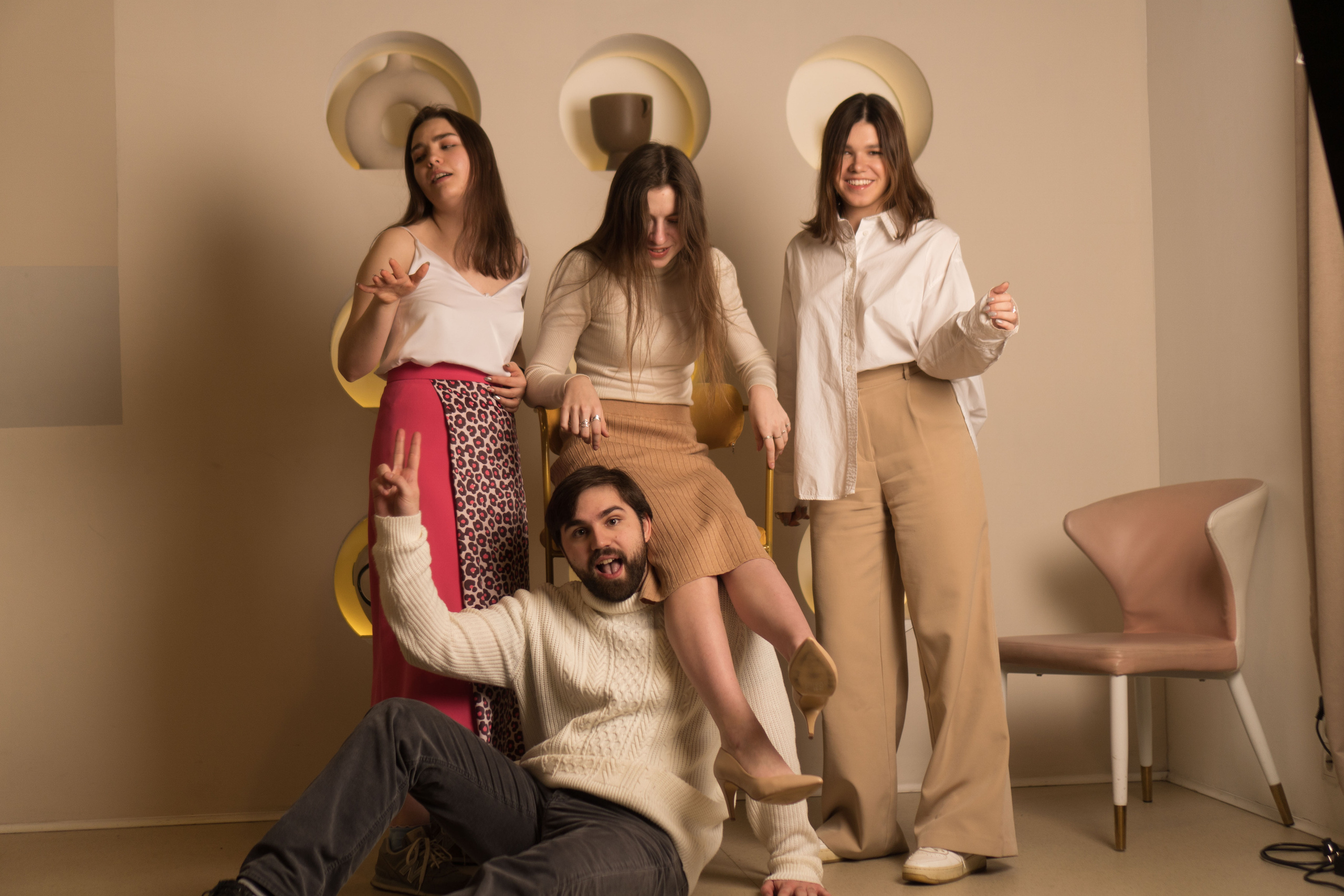 Фотограф на выпускной цена. Профессиональный фотограф в Москве Кабардин Тихон