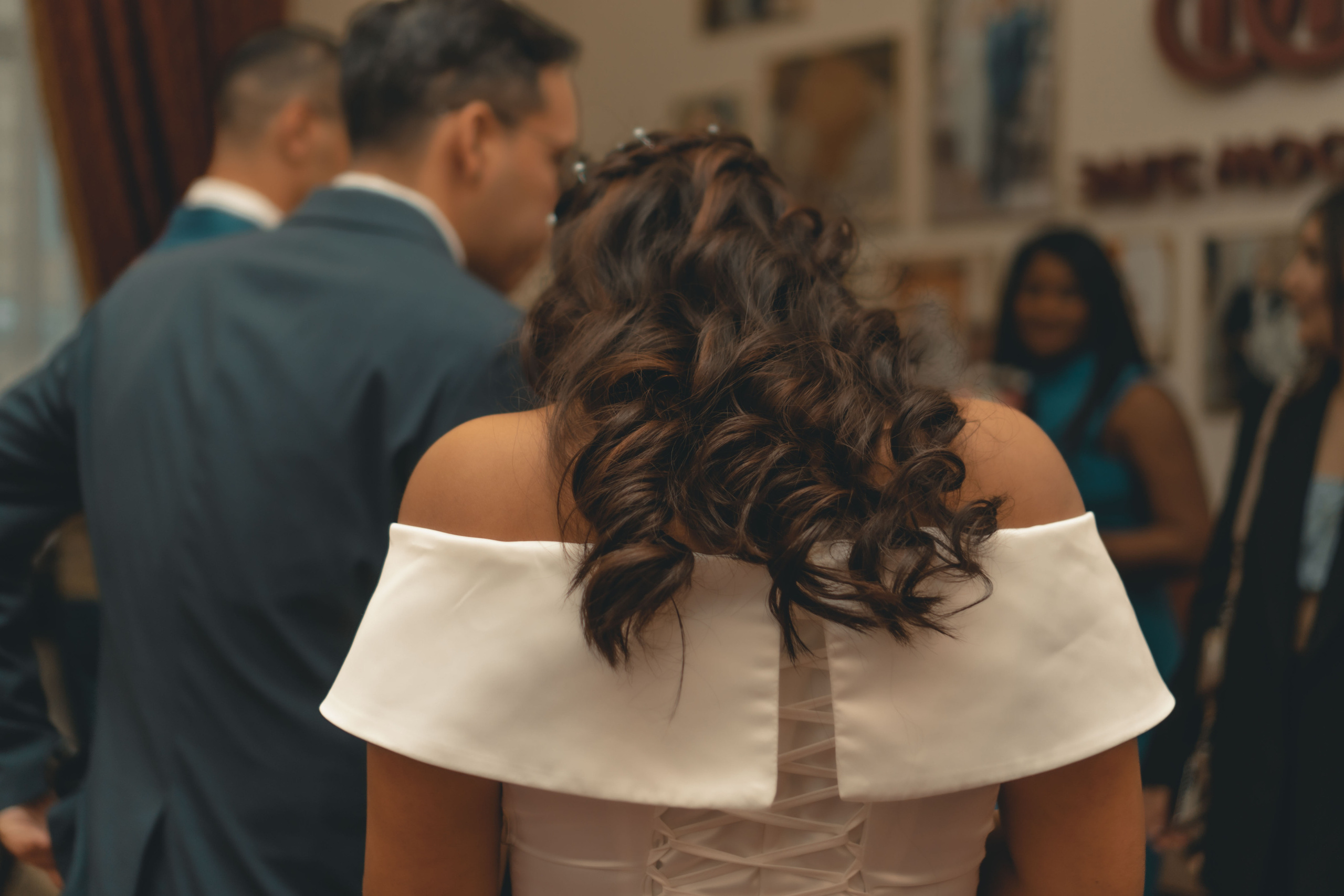 Свадебный фотограф Москва | Фото и видео съемка в ЗАГС. Профессиональный фотограф в Москве Кабардин Тихон