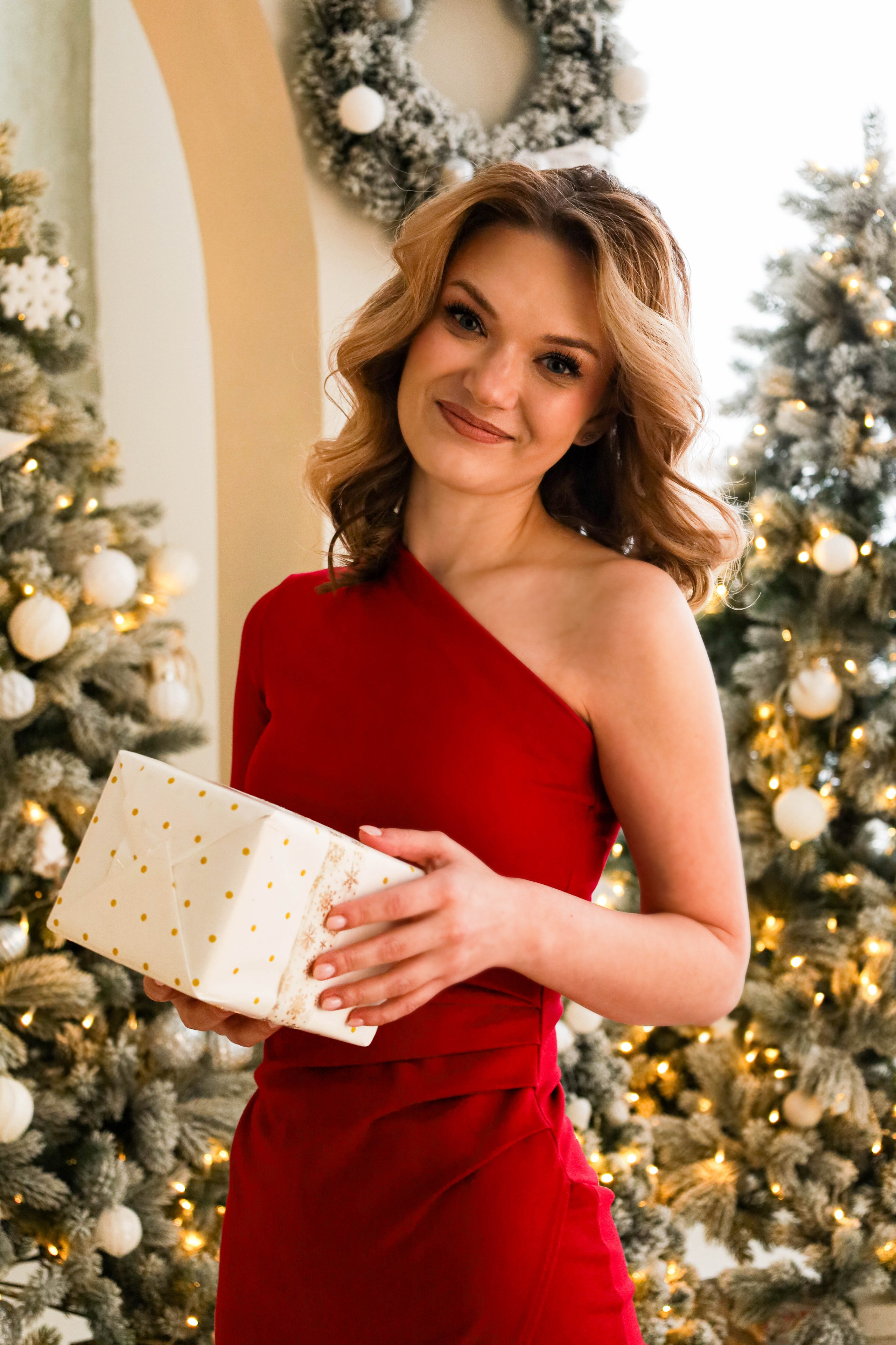 Мария в новогодней студии. Фотограф Саратов | Елизавета Белова