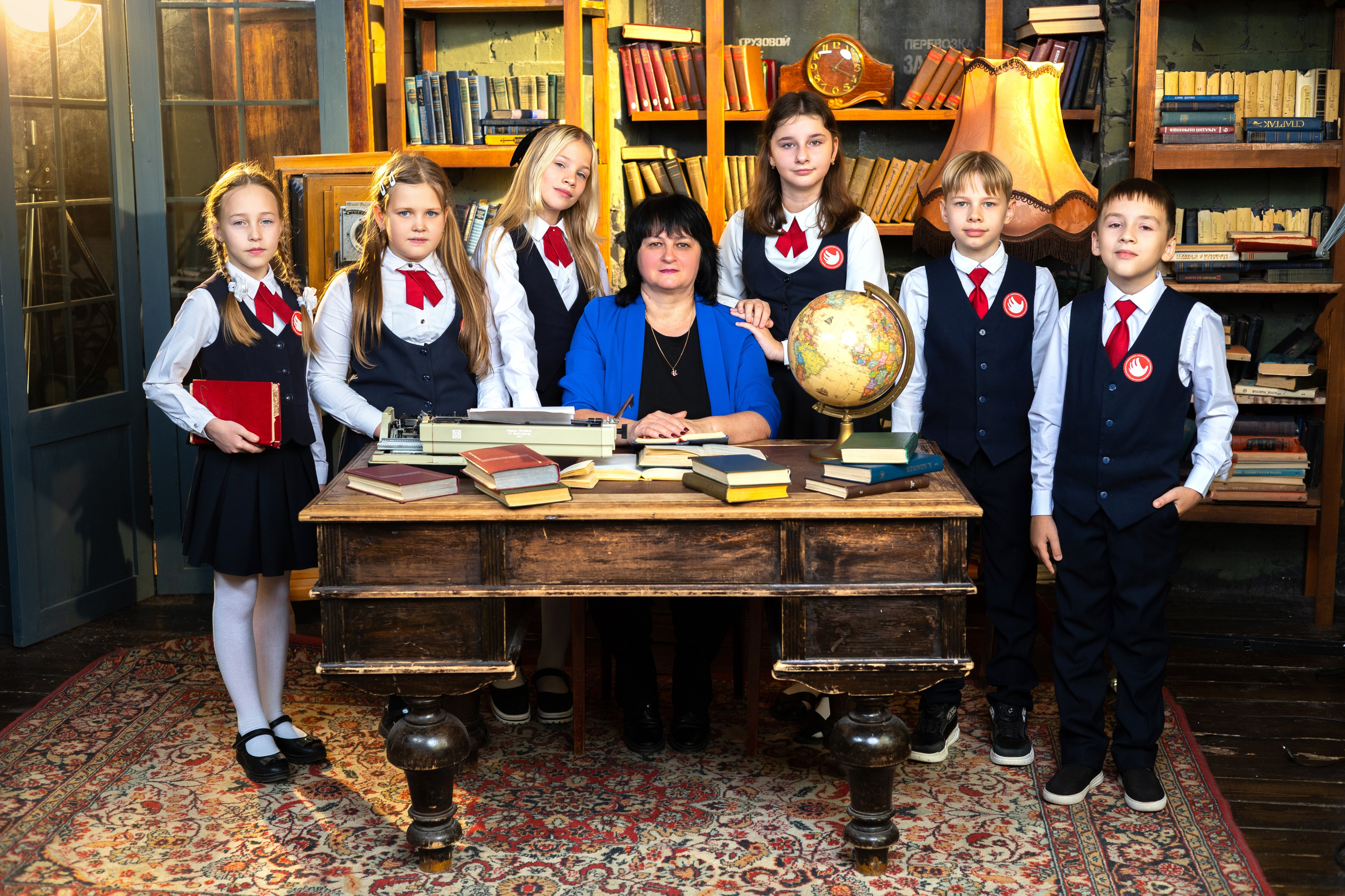 4 класс. Выпускные альбомы Саратов Энгельс фотограф Титова Ирина