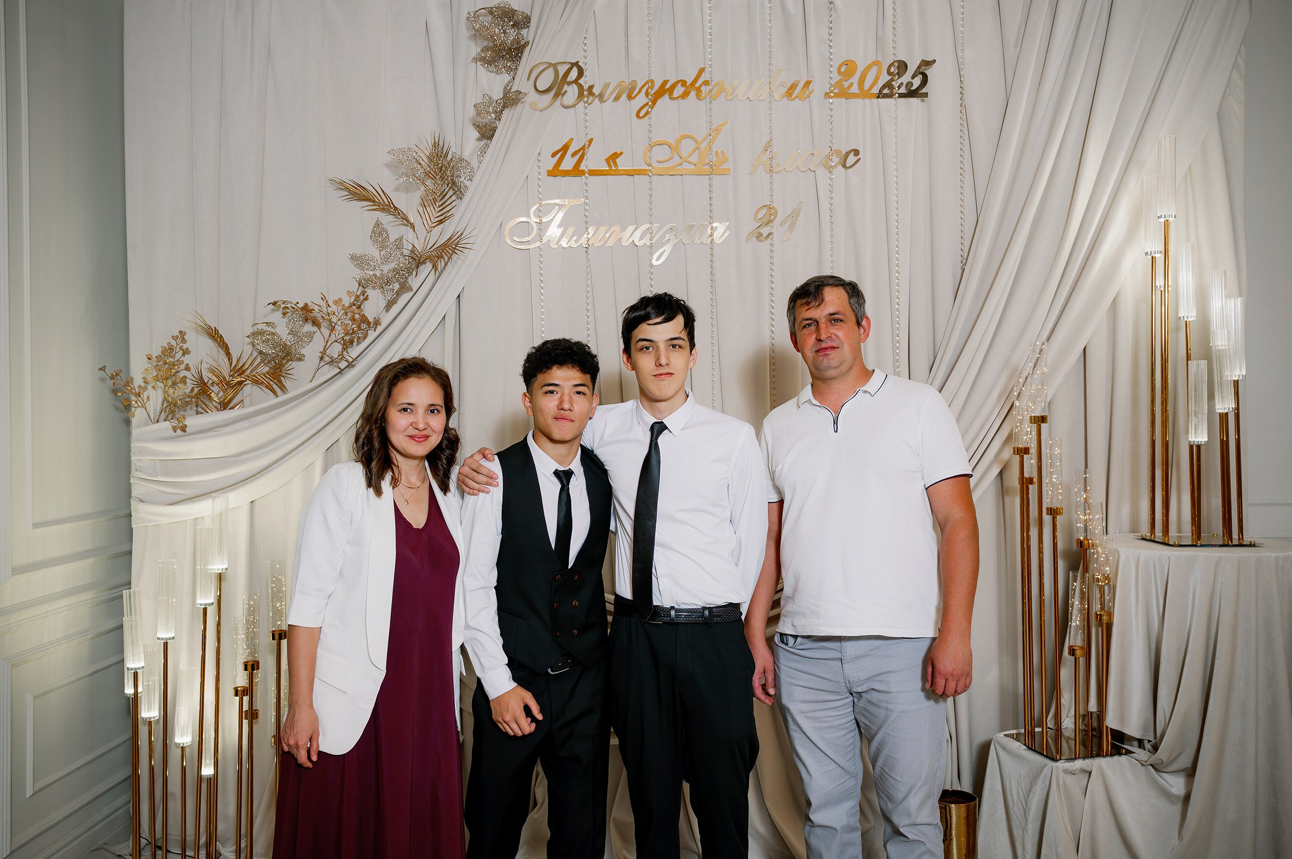 Выпускной — 11А, 2025. Фотограф в Алматы — Алексей Коньков | Репортаж, свадьбы, портреты