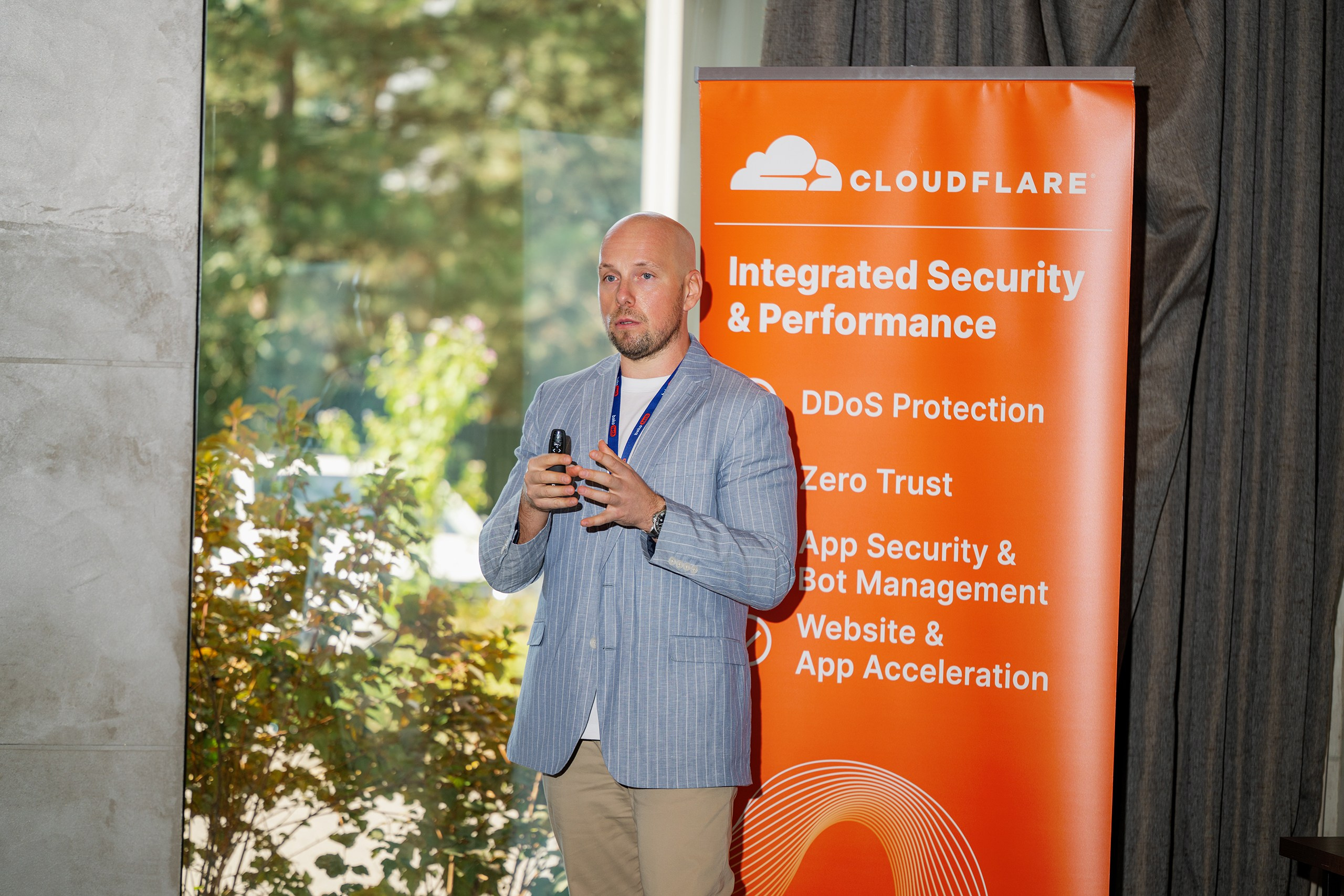 Конференция/Игра в тенис — BakoTech&Cloudfire. Фотограф в Алматы — Алексей Коньков | Репортаж, свадьбы, портреты