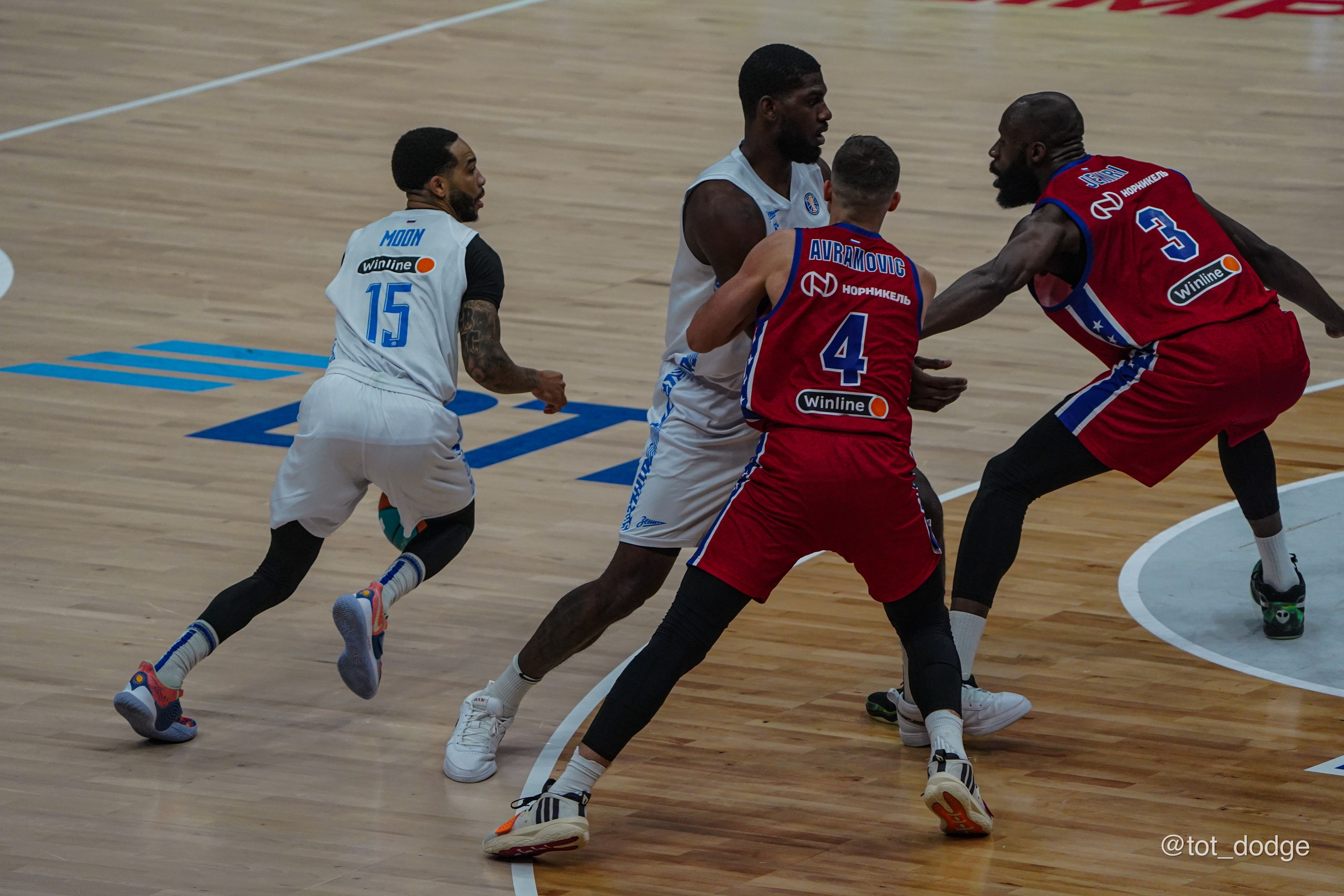 Баскетбол. ЦСКА-Зенит (13.10.24). Автомобильный фотограф Шакая Кирилл