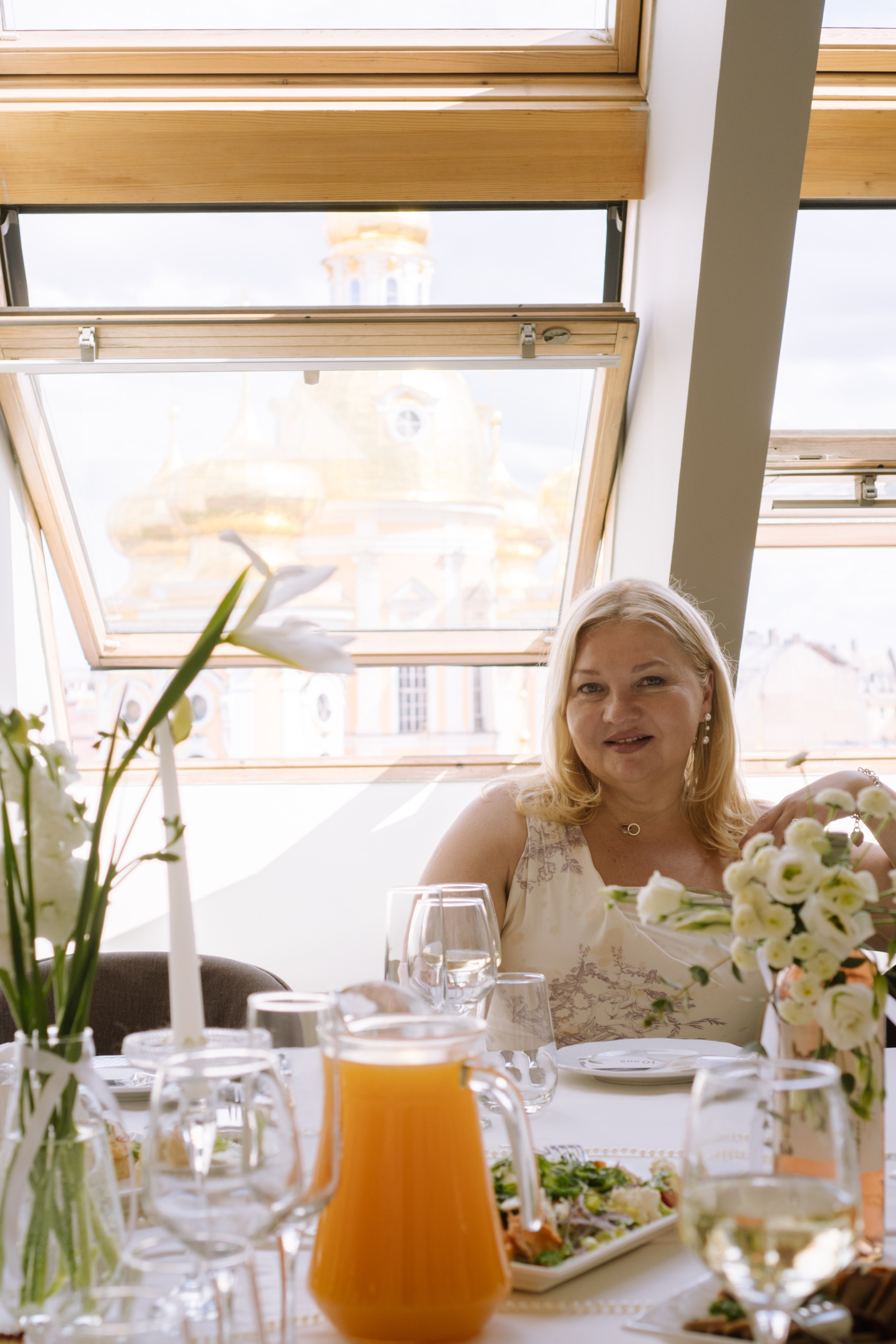 СВАДЕБНЫЙ БАНКЕТ НА ВЛАДИМИРСКОЙ В САНКТ-ПЕТЕРБУРГЕ (КАМЕРНАЯ СВАДЬБА). Профессиональный фотограф, Санкт-Петербург — Виктория Богомолова