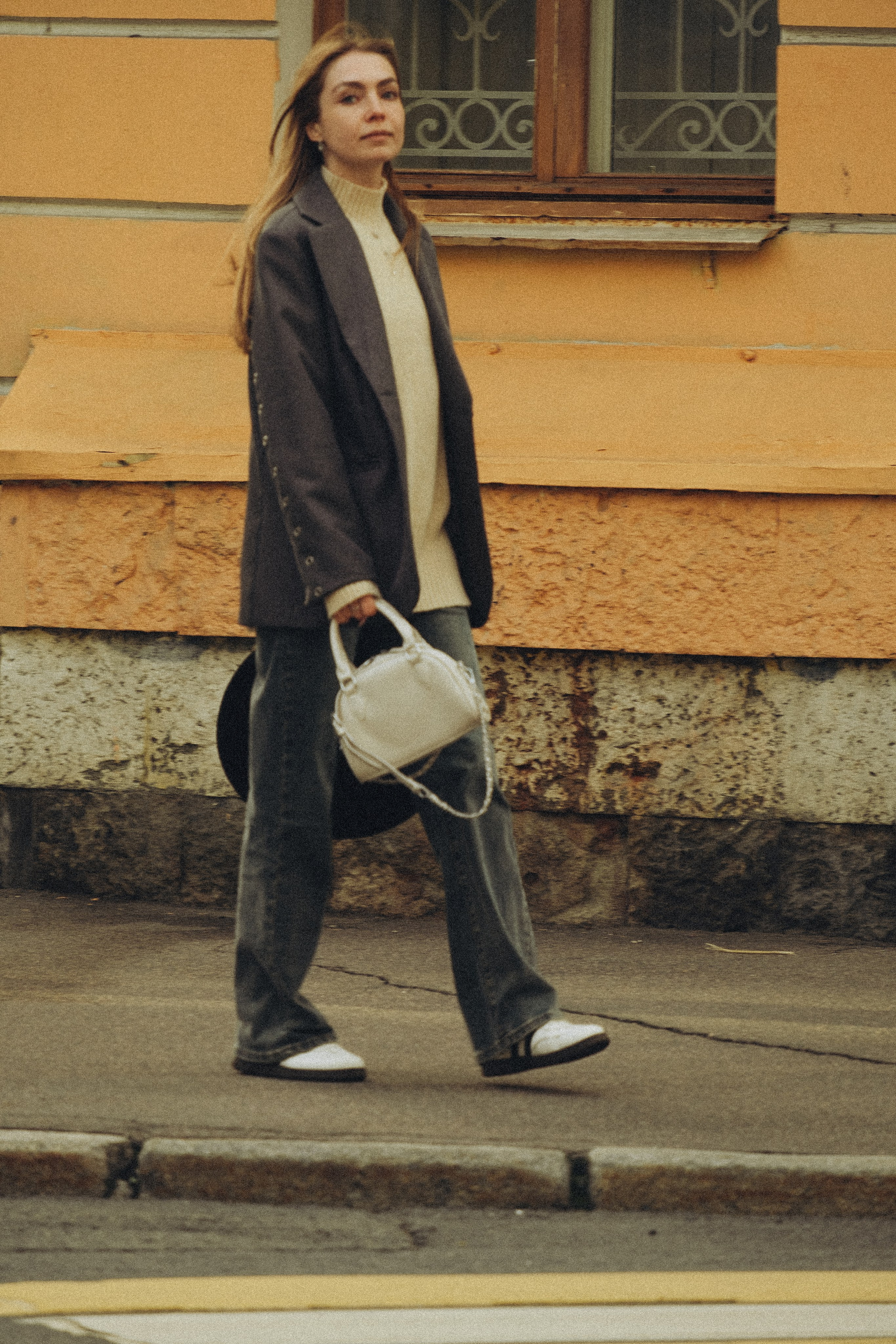 ПРОГУЛКА НА ЧЕРНЫШЕВСКОЙ. Профессиональный фотограф, Санкт-Петербург — Виктория Богомолова