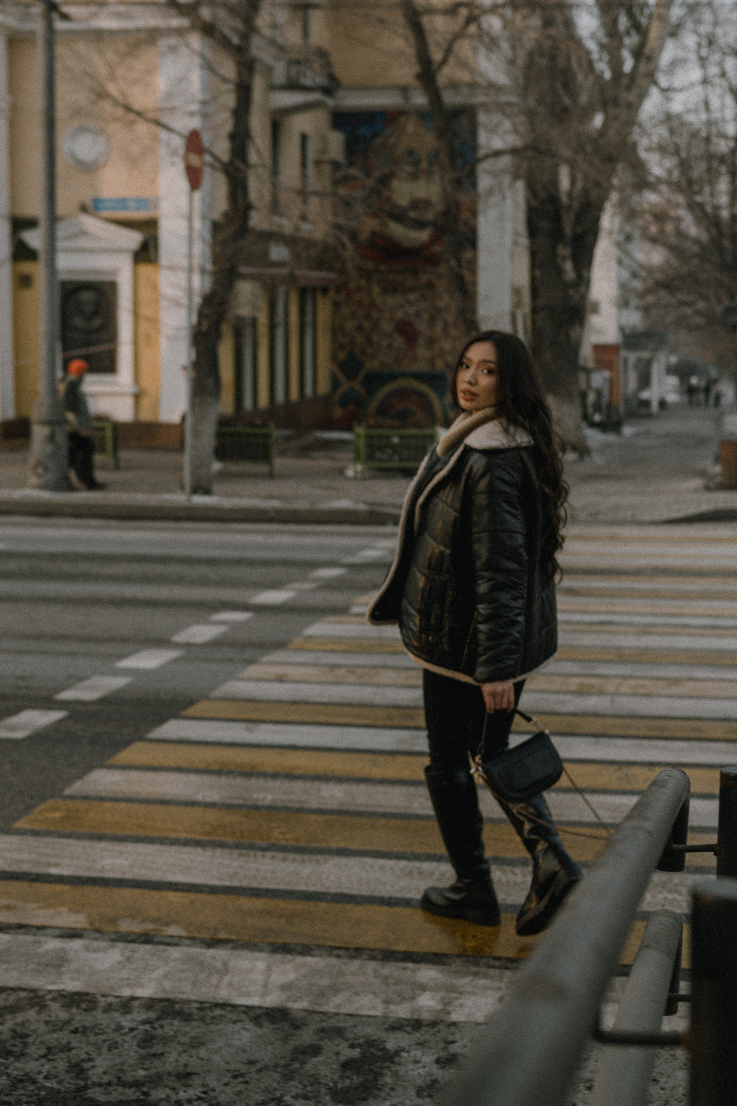 Аяжан фотосессия в кафе и парке. Фотографирую пары и индивидуальные съемки в Алматы Шунько Ирина