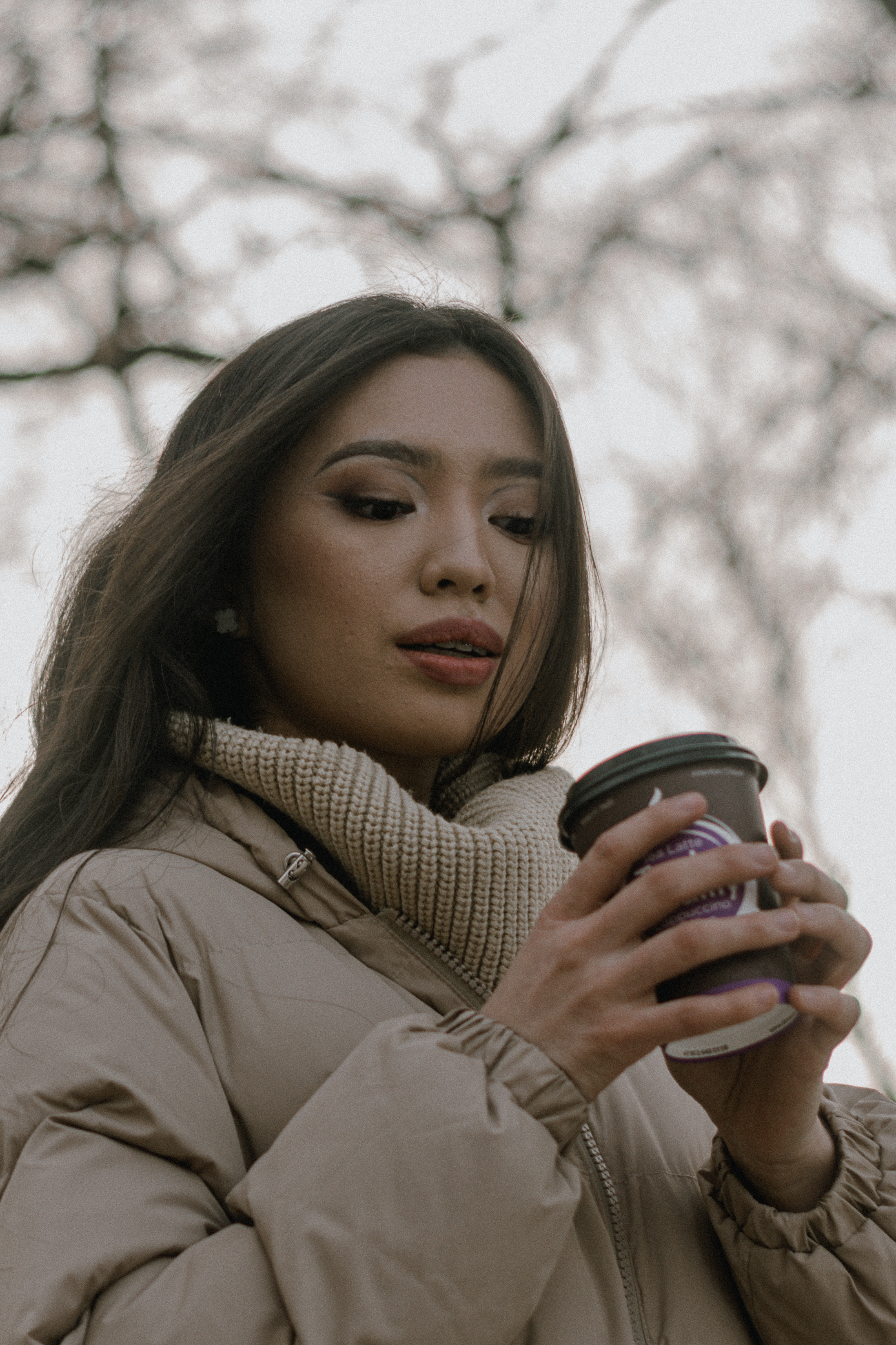 Аяжан фотосессия в кафе и парке. Фотографирую пары и индивидуальные съемки в Алматы Шунько Ирина