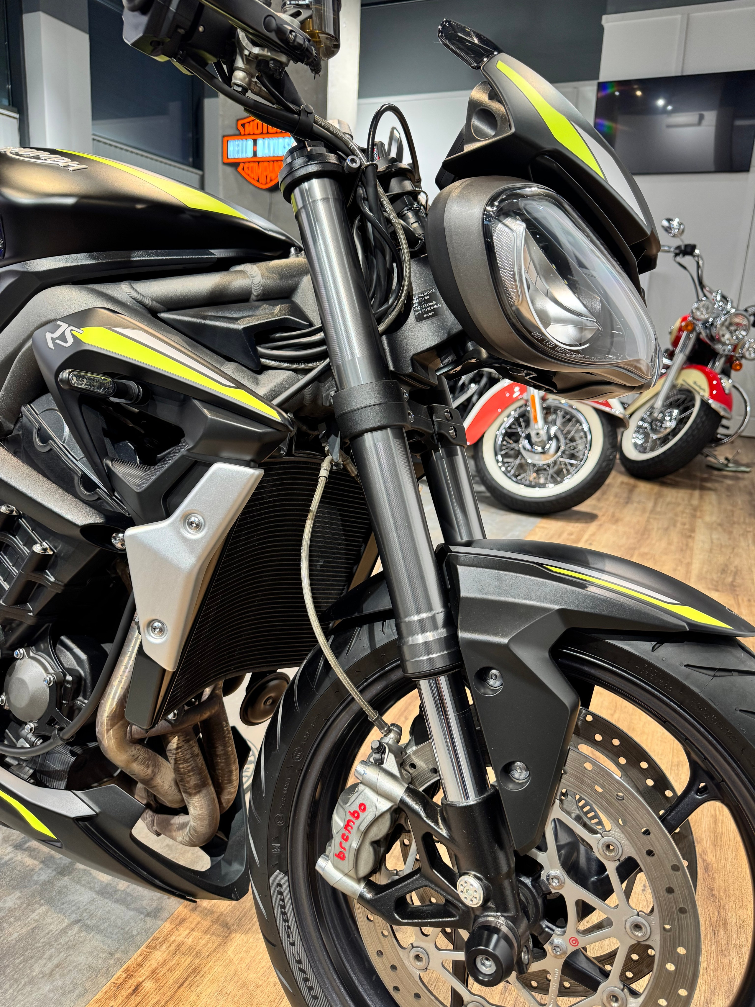 Мотоциклы Harley-Davidson 2021 Triumph Street Triple RS. Hello Davidson, Москва. Только хорошие мотоциклы…