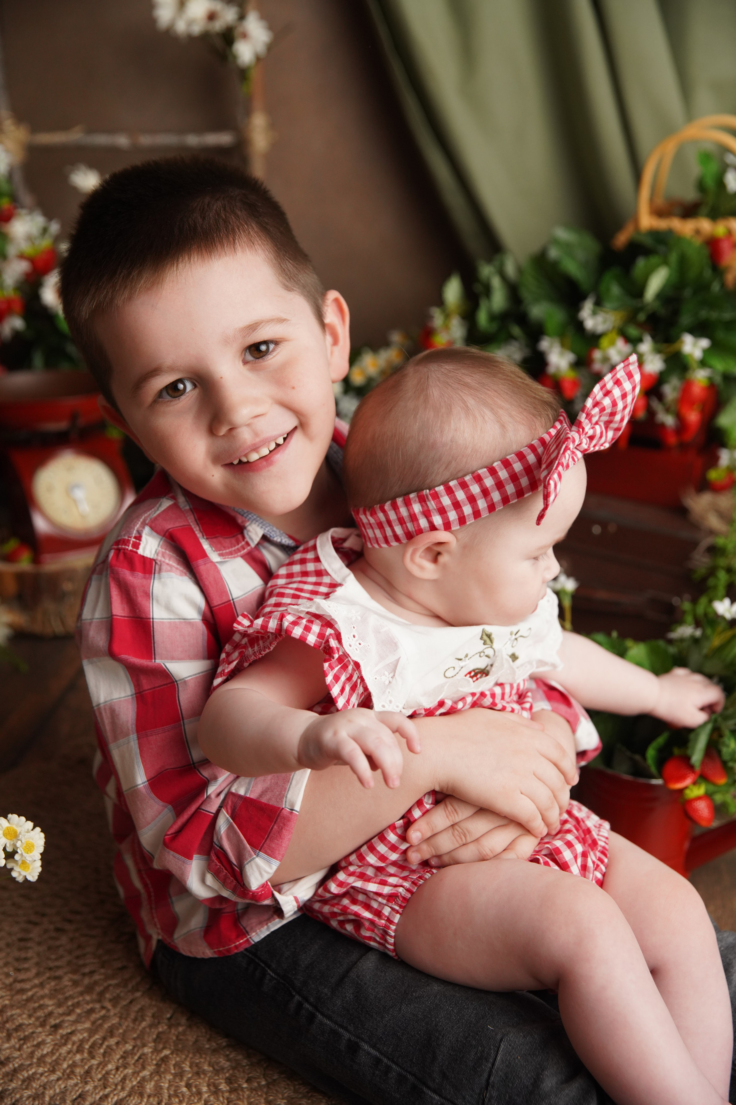 Ягодная. Фотограф новорожденных. Семейный и детский фотограф в городе Сургуте