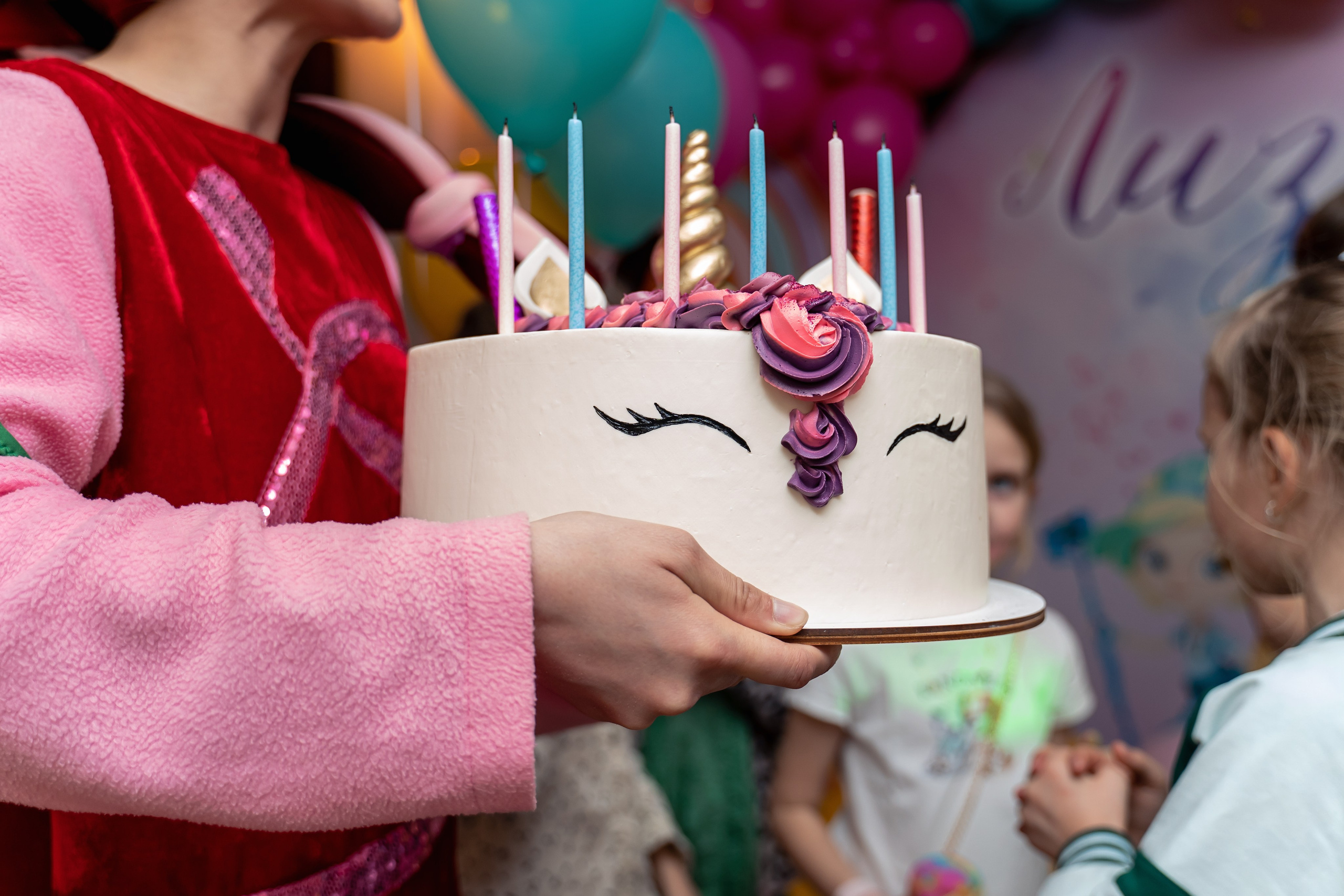 Фотограф на детский день рождения Москва. Фотограф \ Видеограф на Крещение, Венчание Москва| Семейные съемки