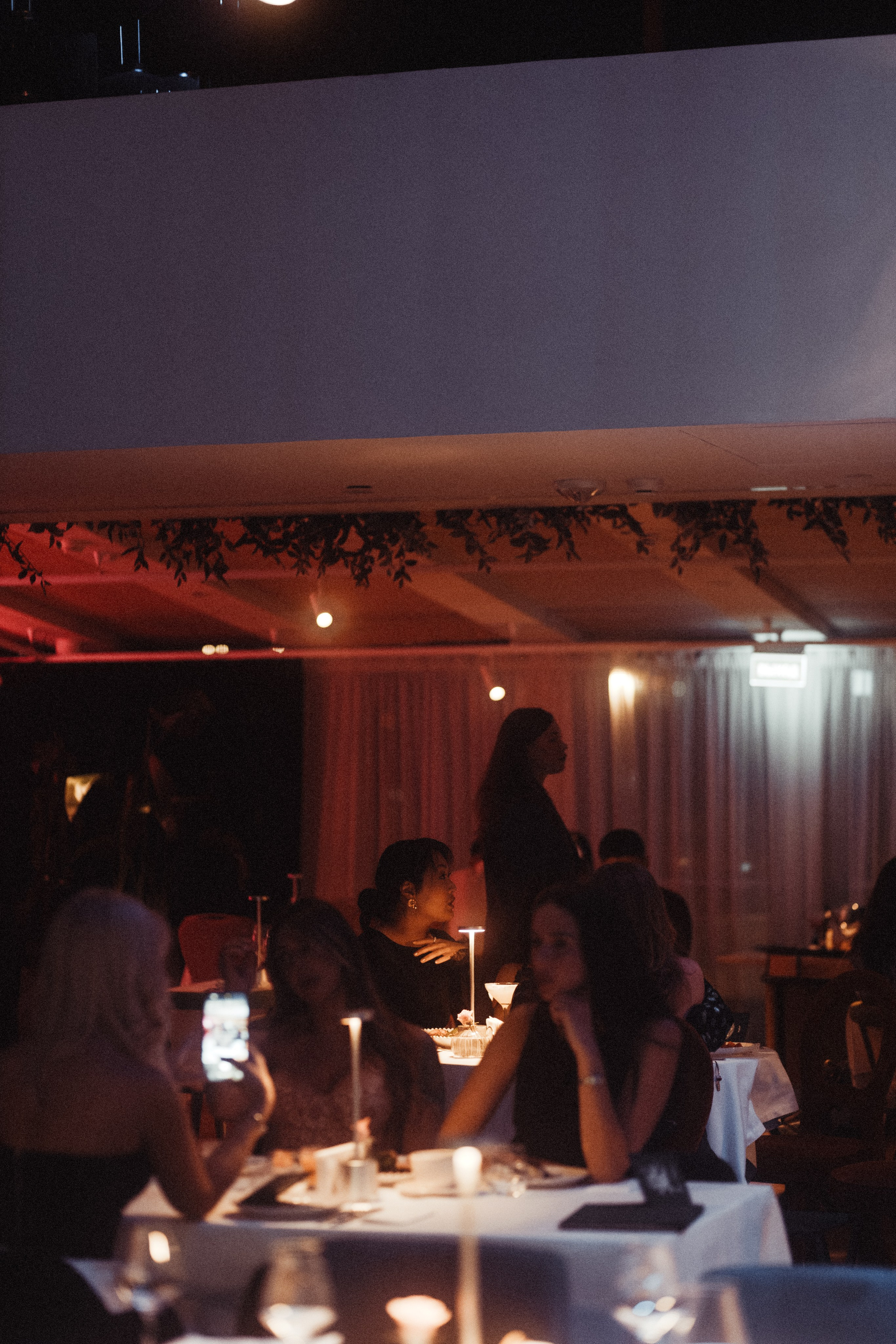 8 марта (воскресенье). BENUAR Restaurant