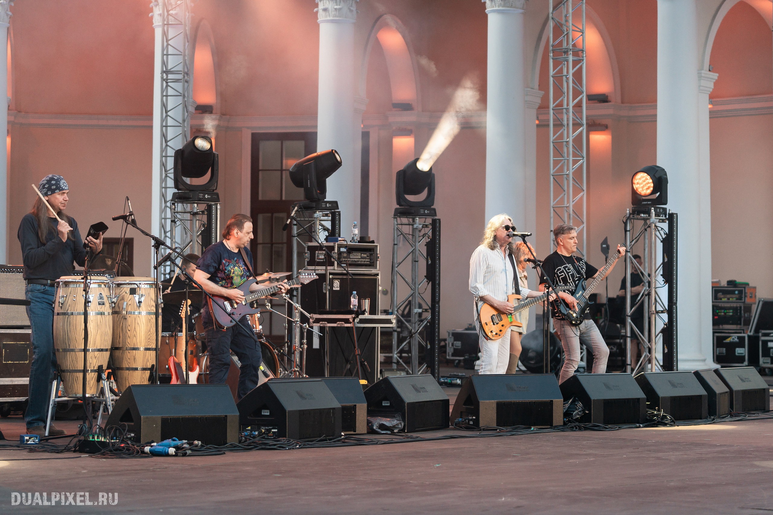 Чиж & Co. Магия музыки в кадре: Концертная Фотография