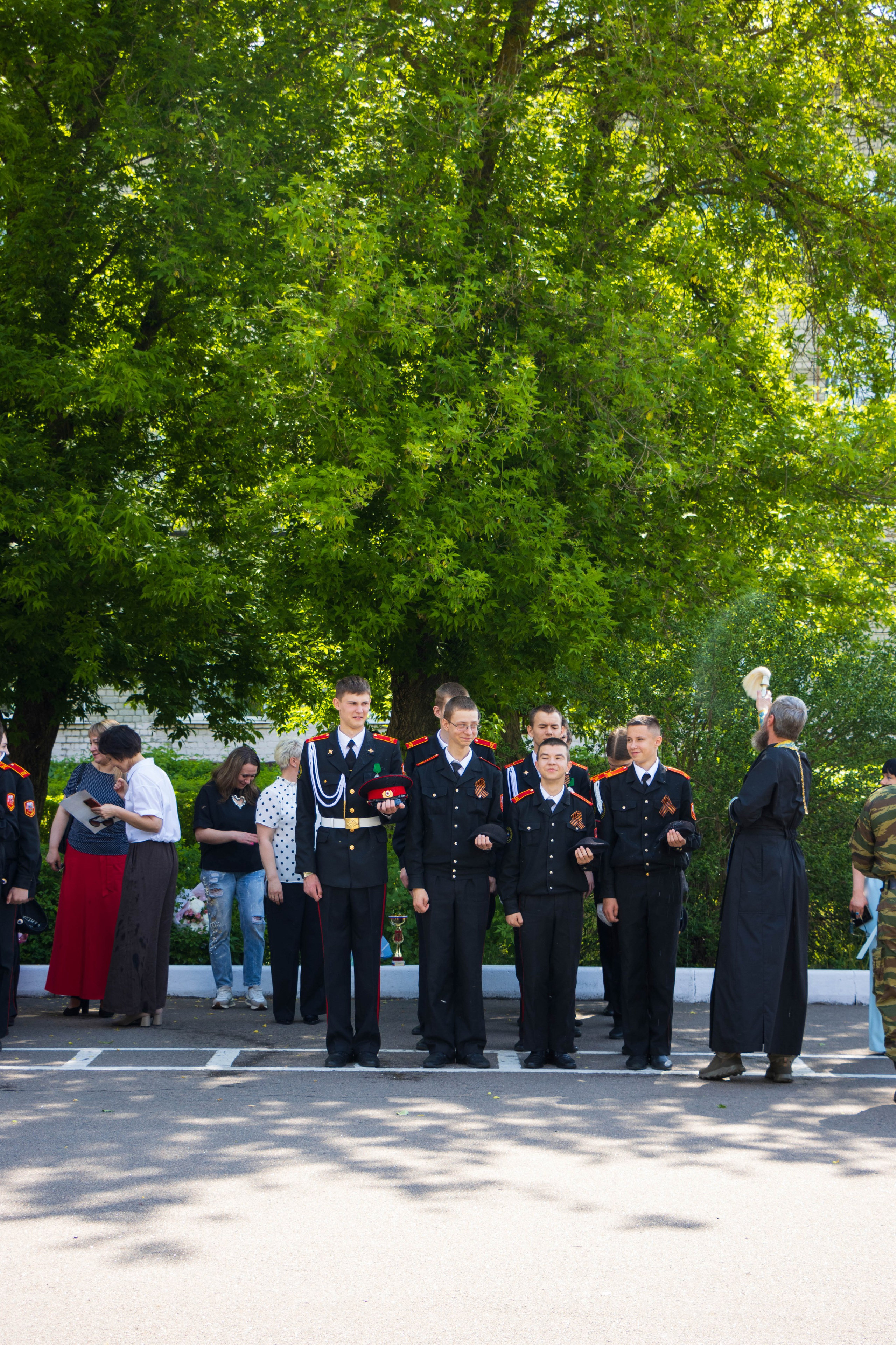 Последний звонок 2025 взвод 8"б». Фотограф Татьяна Матрос