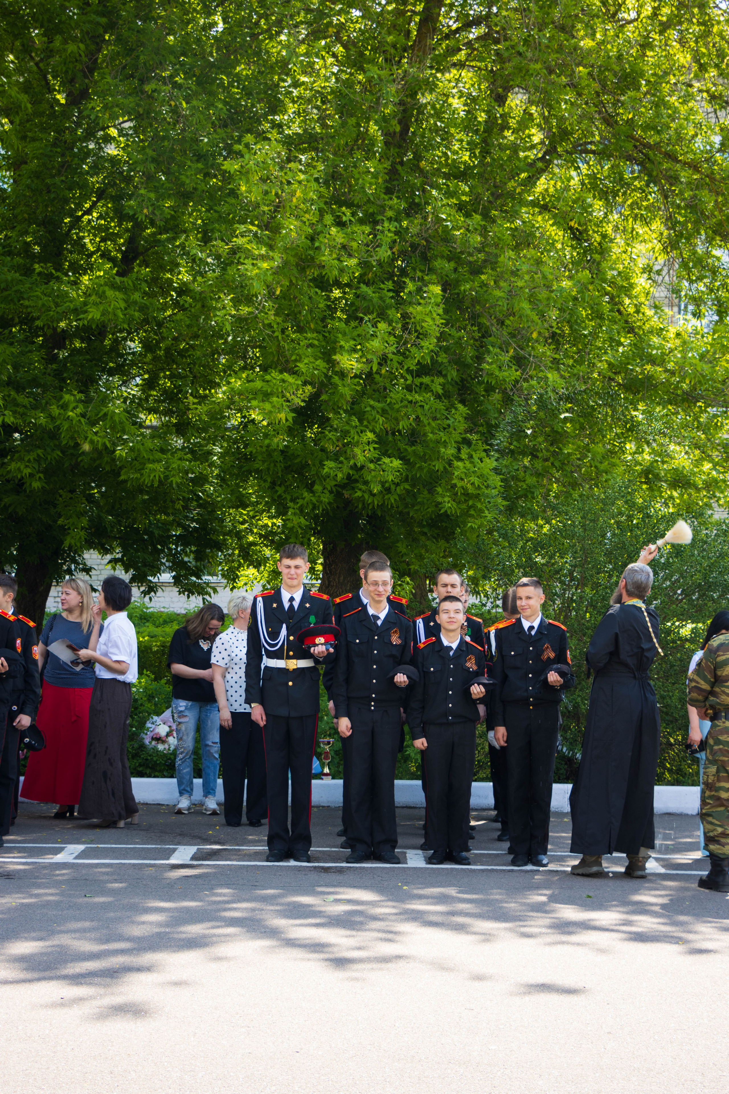 Последний звонок 2025 взвод 8"б». Фотограф Татьяна Матрос