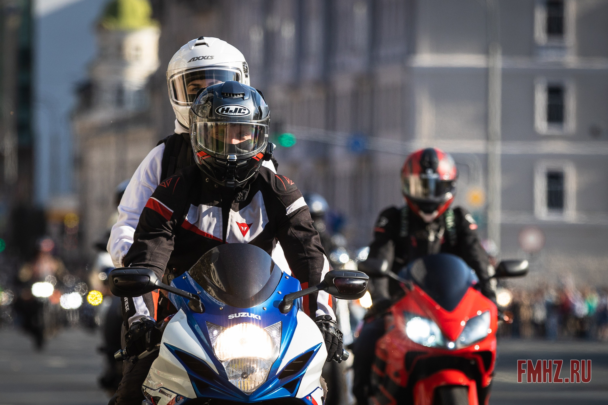 Закрытие Мотосезона 2023 на проспекте Академика Сахарова. Фотограф Владимир Охрименко