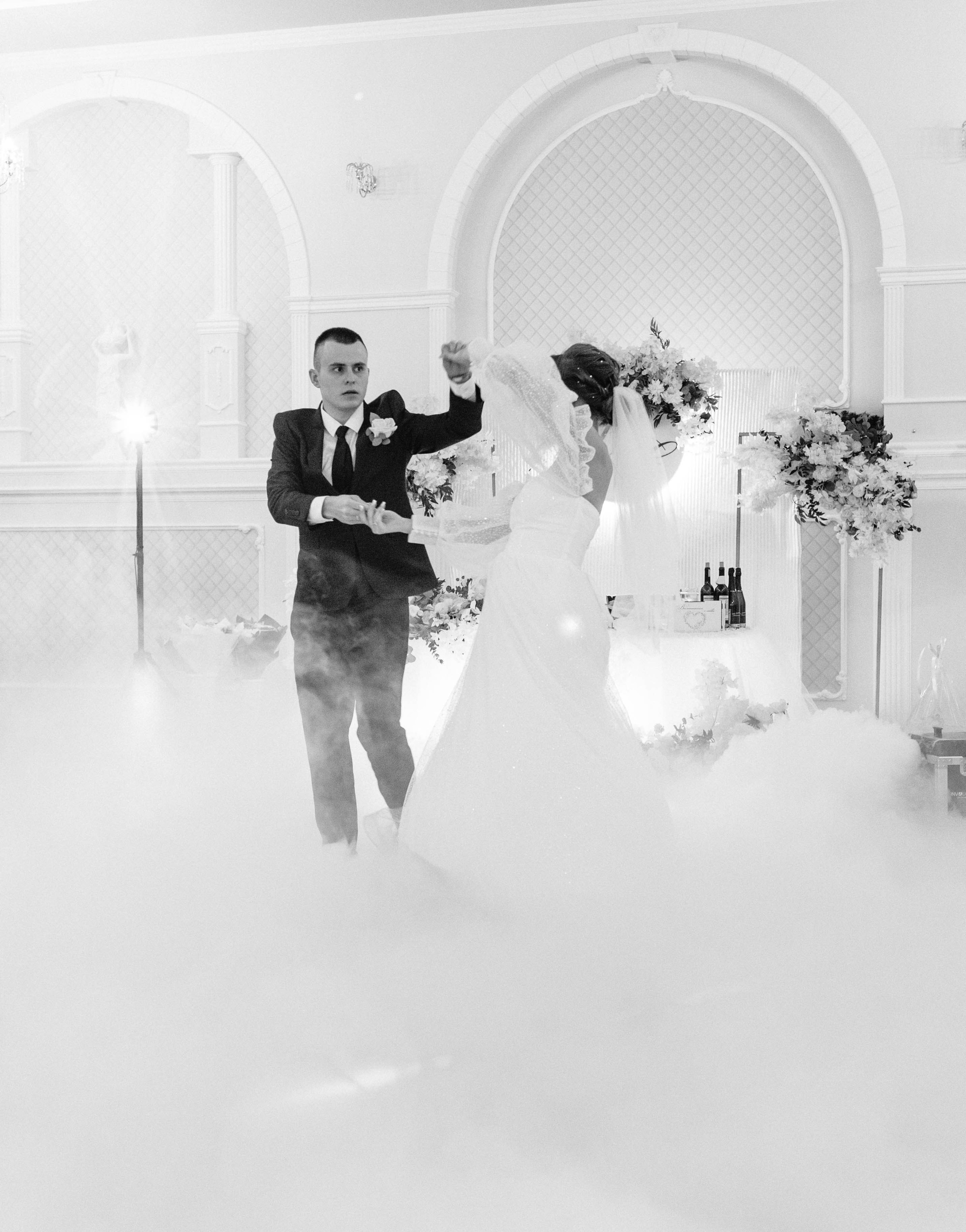 Елена и Данил. ФОТОГРАФ ~ Виктория Ивченко ~ Старый Оскол