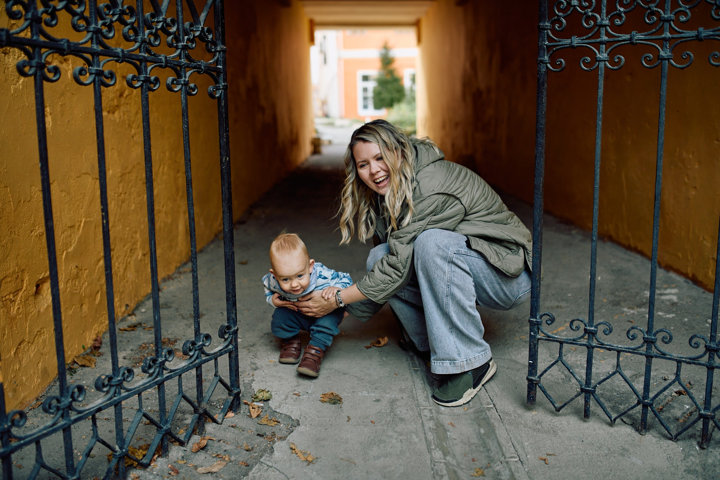 Семейная фотосессия в центре города. Детский, семейный и школьный фотограф Смоленск Москва Влад Старов