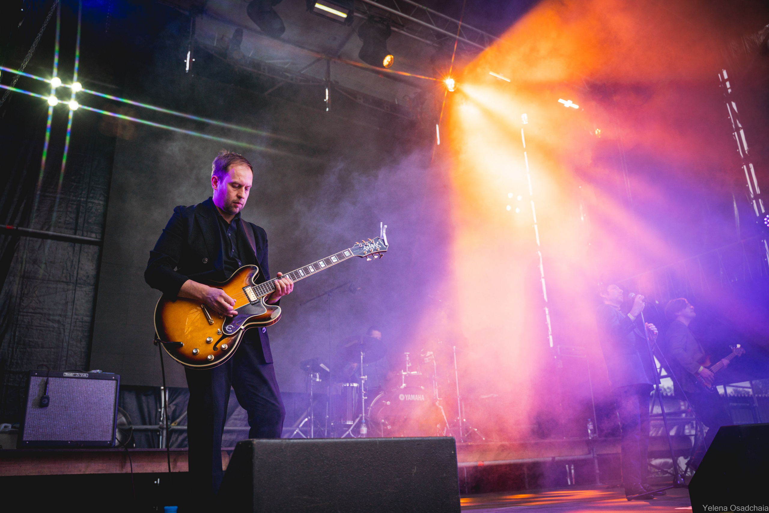 Свидание на Зеленой сцене. Елена Осадчая — фотографирую музыку на сцене и в жизни