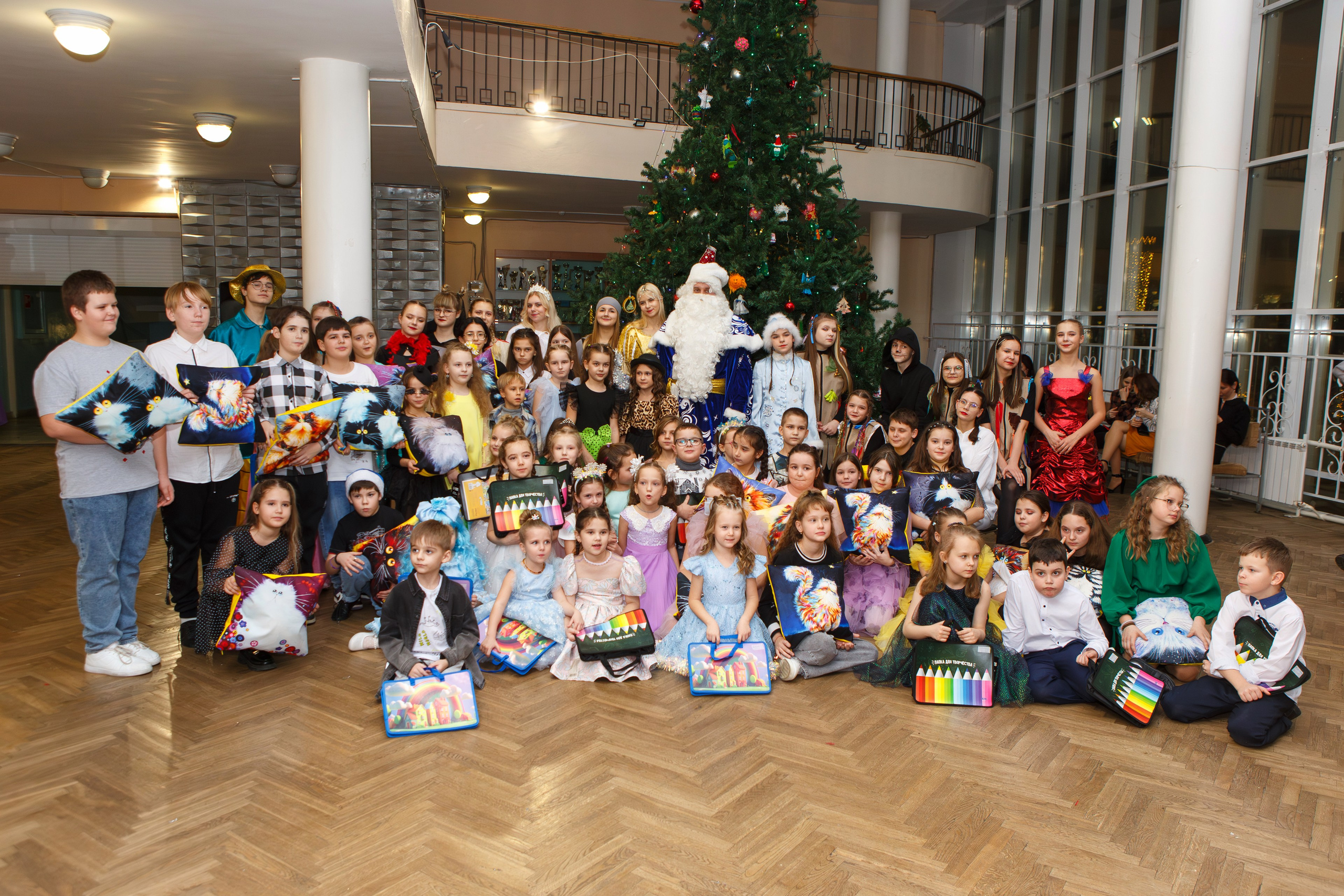Театр-студия «ОК"ФАНТАЗИЯ» — „НОВЫЙ ГОД С ФАНТАЗИЕЙ“. Профессиональный фотограф в Мценске и Орловской области