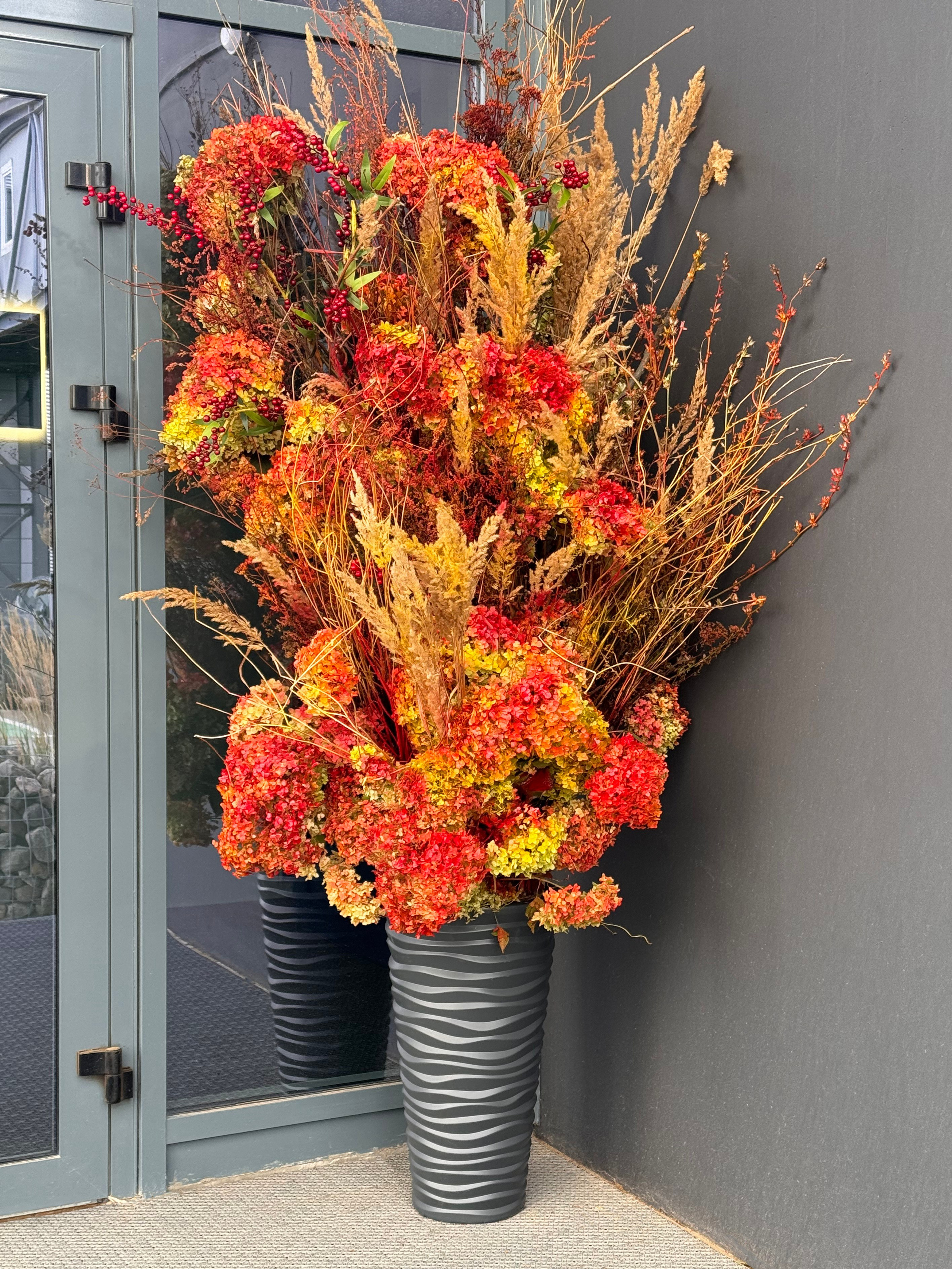 Входные группы ОСЕНЬ. Декоратор в Минске Алёна Шевелёва. Оформление входных групп осень/зима. Декор заведений