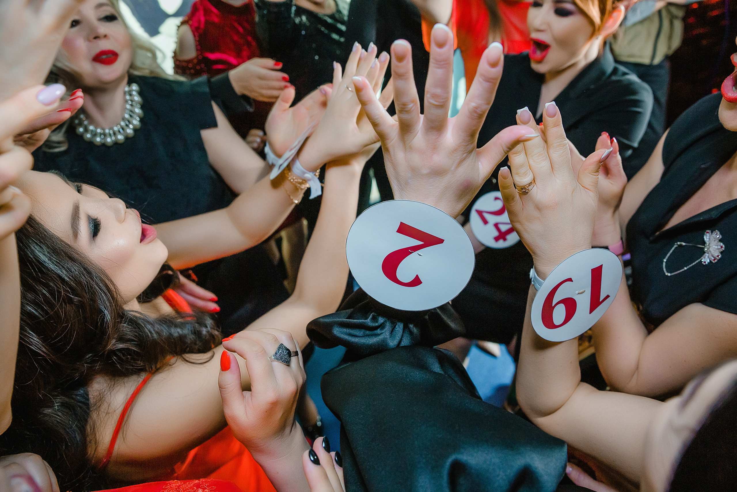 Шоу Талантов Миссис Бурятия. Фотограф и видеограф в Улан-Удэ: Аюна Габагуева и Артём Шаханов