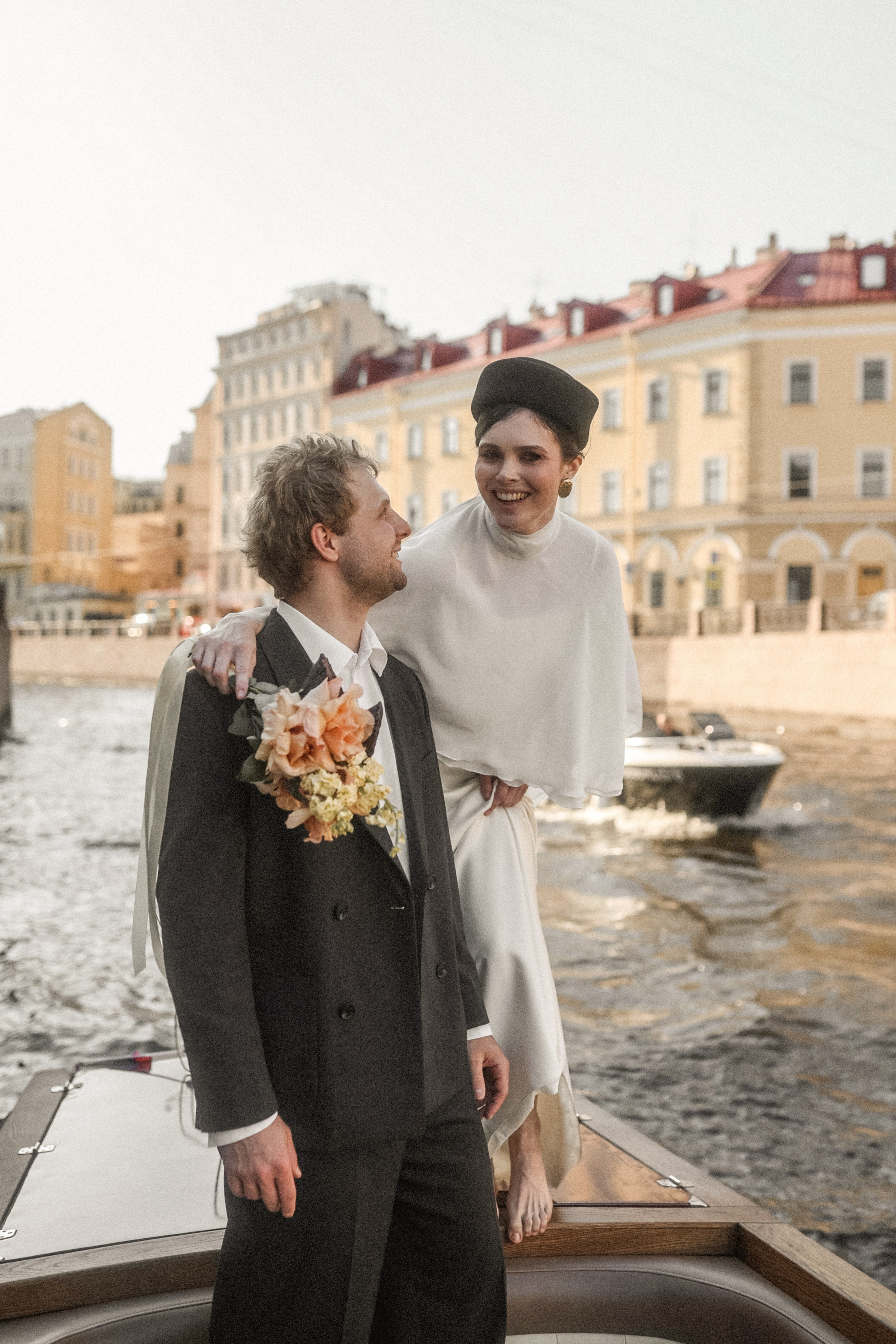 Летняя свадьба. Фотограф в Санкт Петербурге Лара Великова