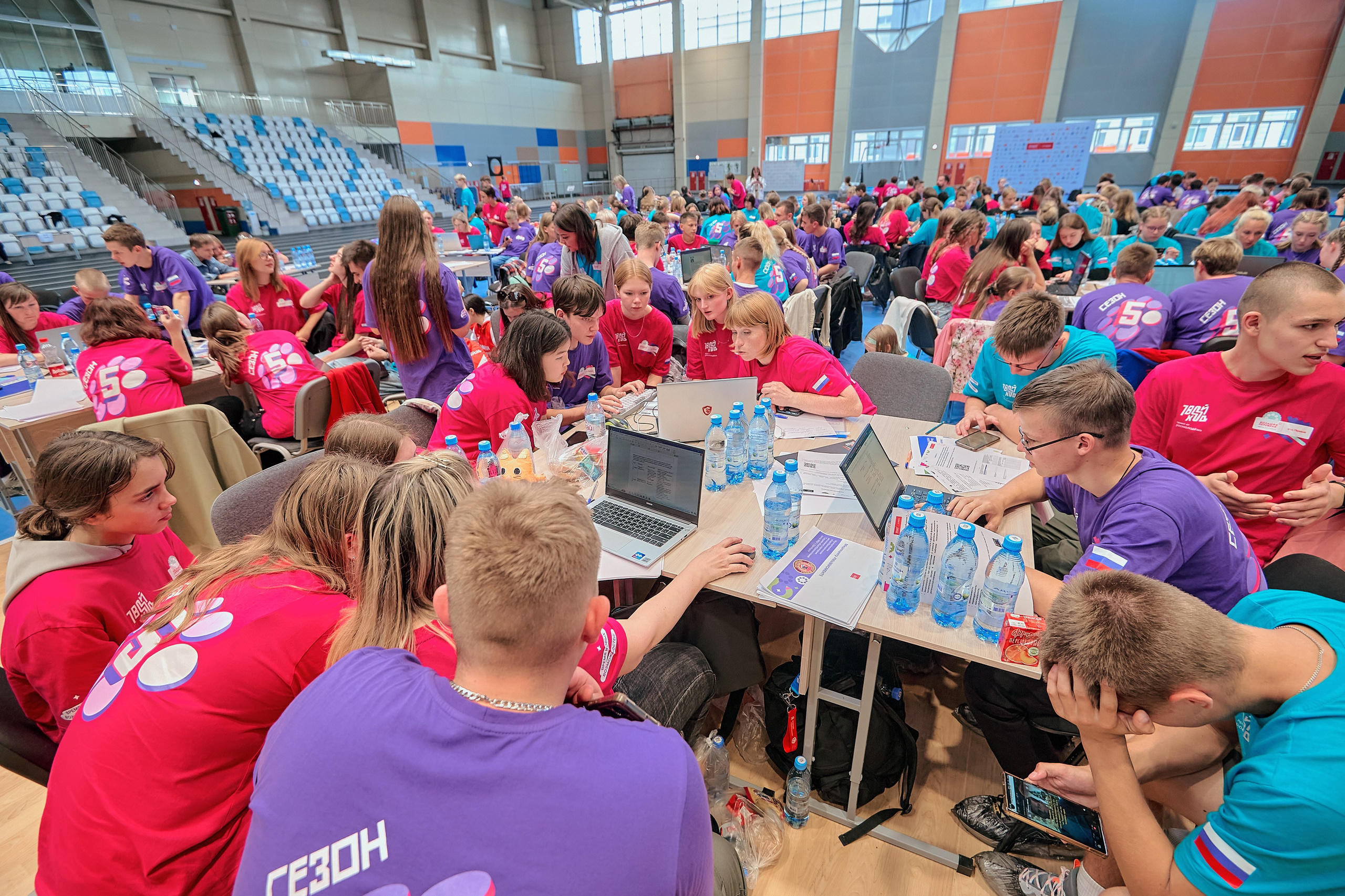 Большая перемена. Фотограф Яковлев Роман — Красноярск