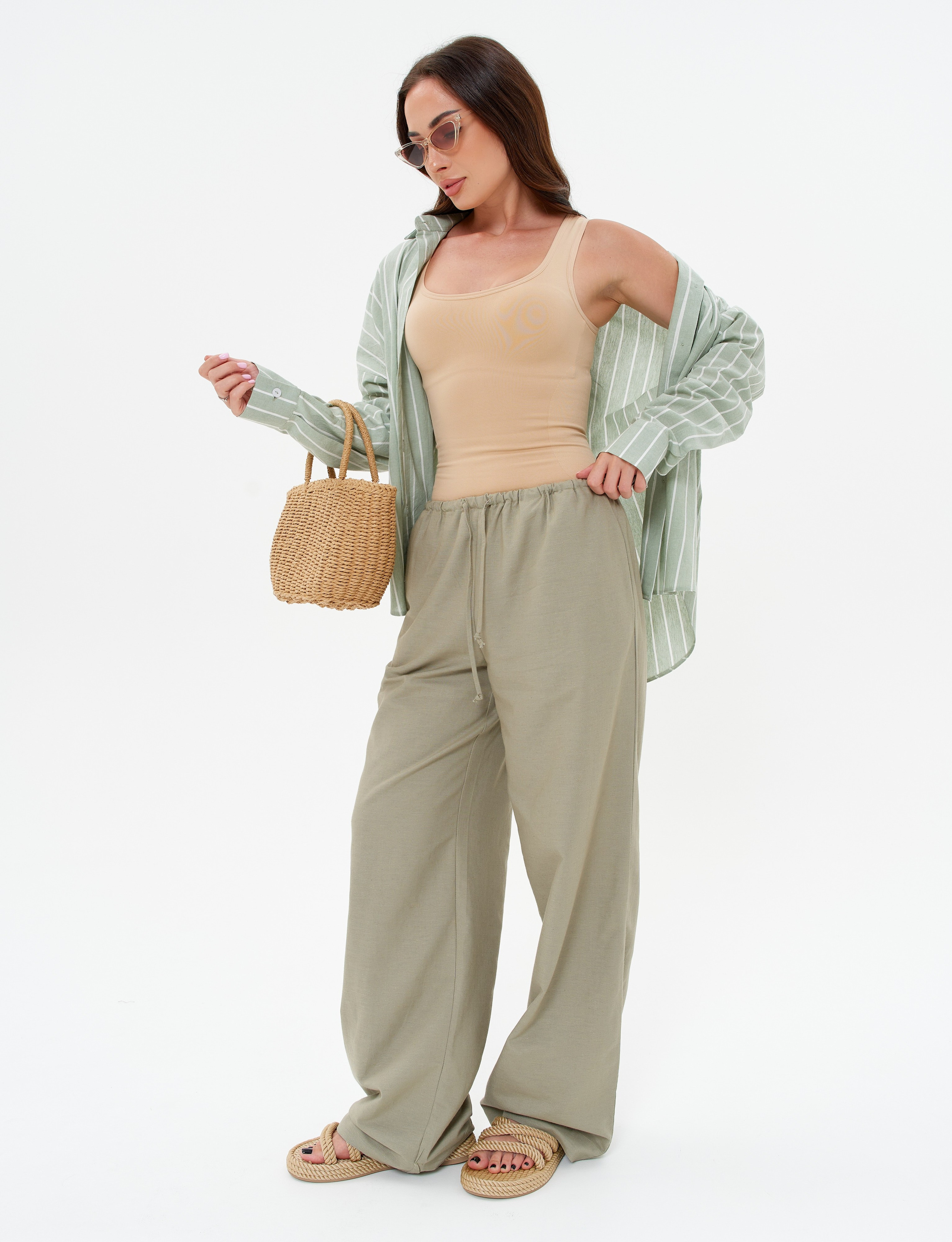 Лонгсливы. Фотограф для маркетплейсов в Москве