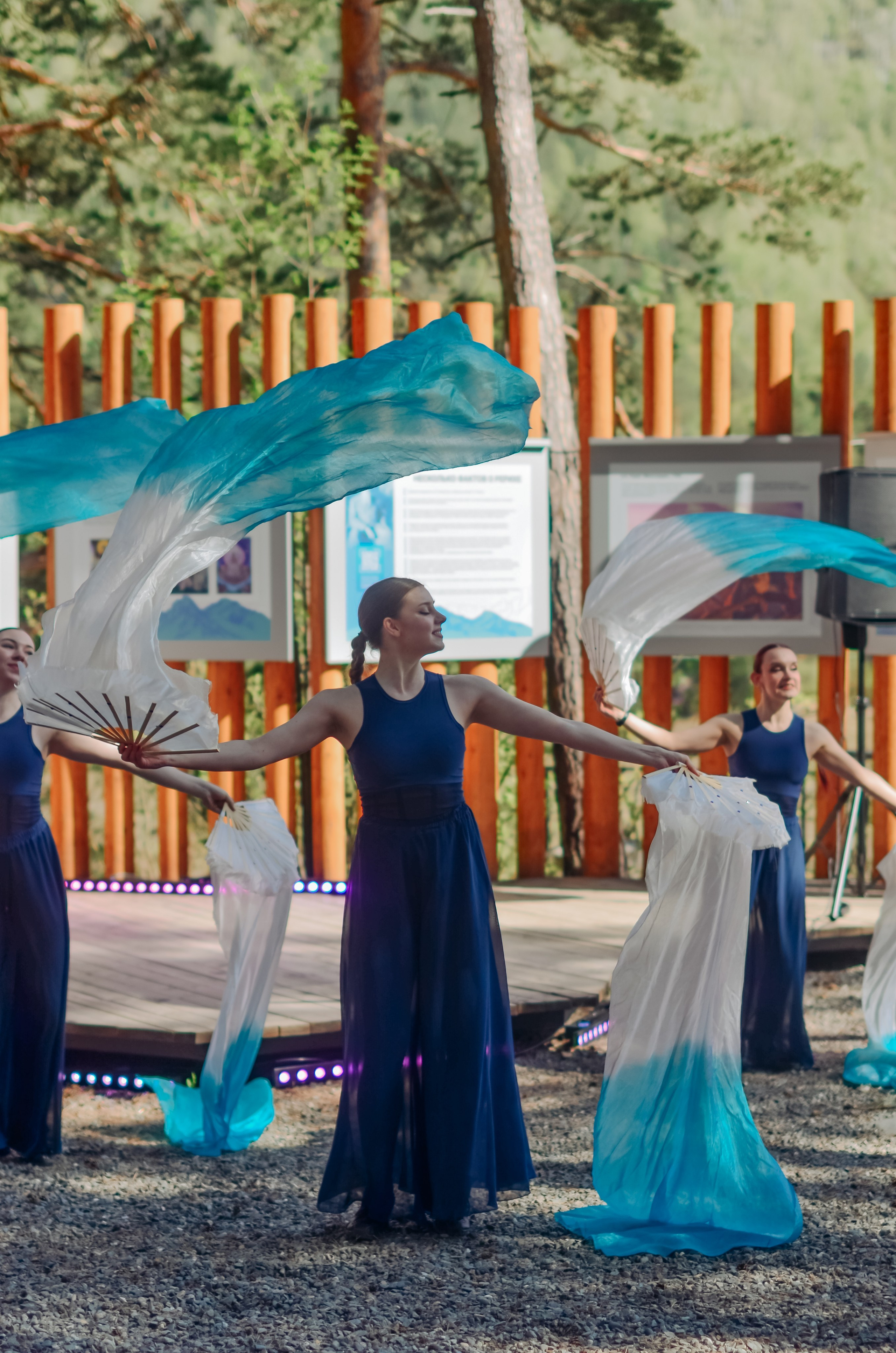 Фестиваль «Цветение Маральника на Алтае 2025». Фоторепортаж. Денисова Аля — фотограф для парных съемок и индивидуальных историй в Барнауле