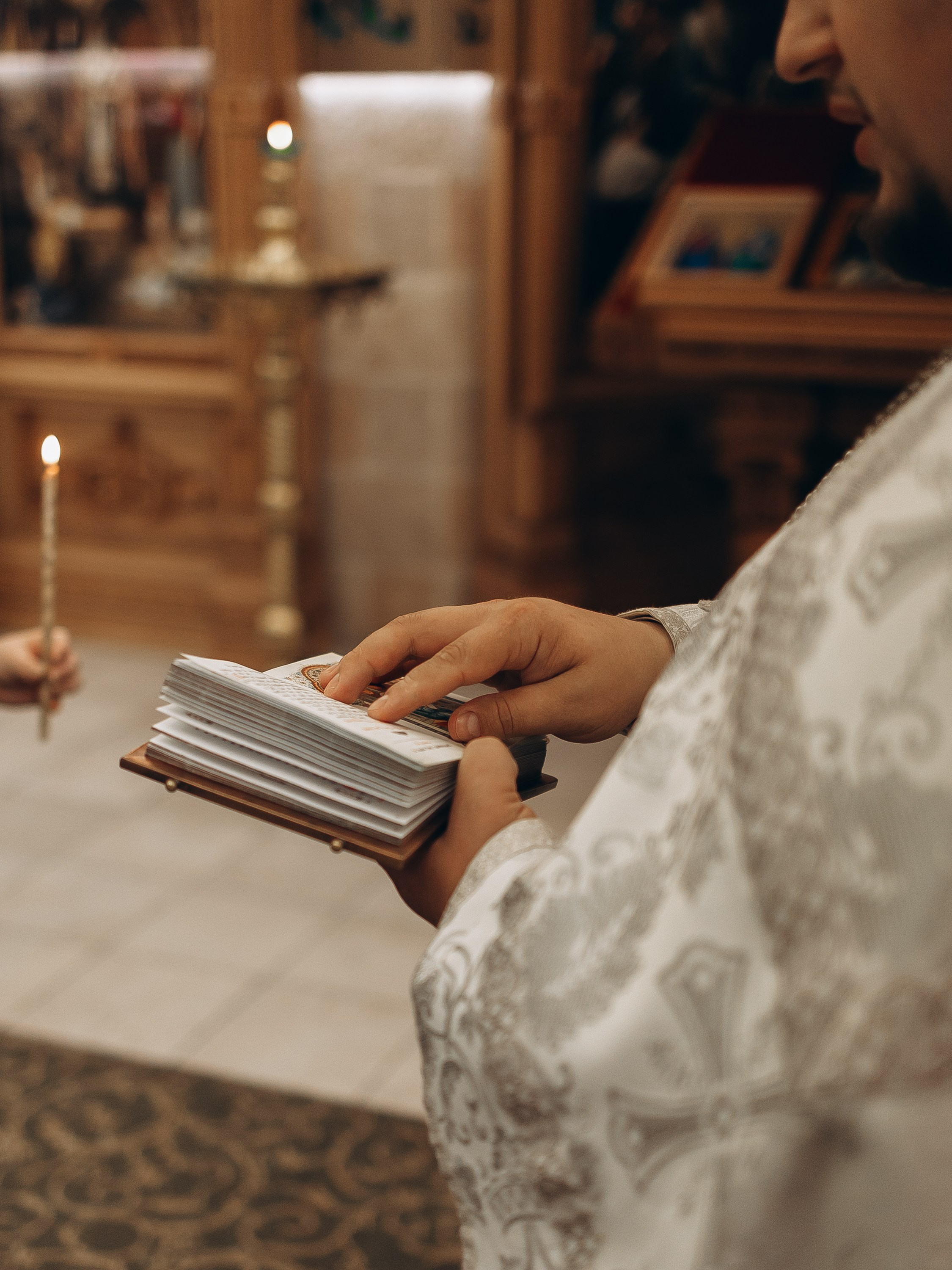 Таинство Крещения Михаила. Семейный фотограф в Краснодаре Храмова Анна