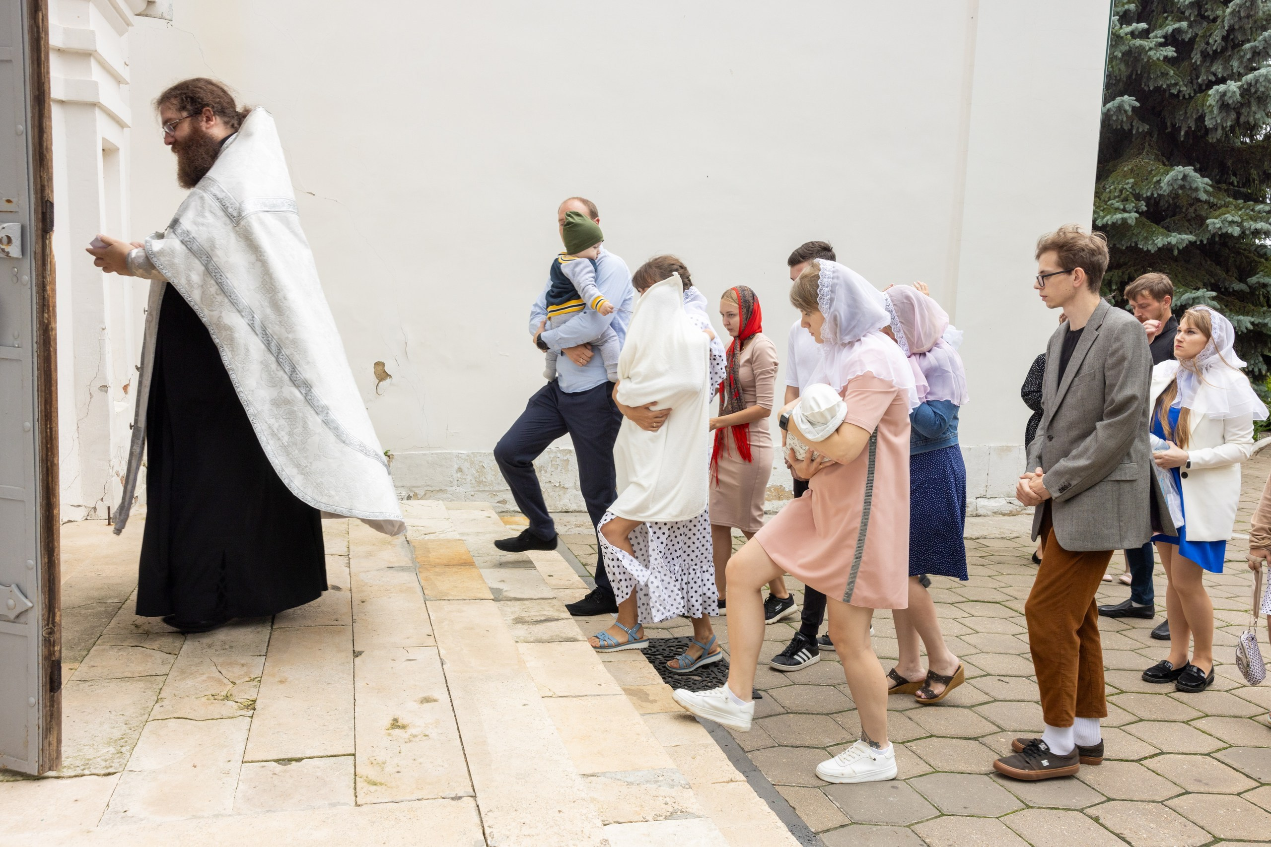 Образец репортажа крещения оригиналы, без искажений, без вспышки, светосильная оптика!. Фотограф в Туле Крупский АнДРей. Фотостудия «КАДР71» в Туле