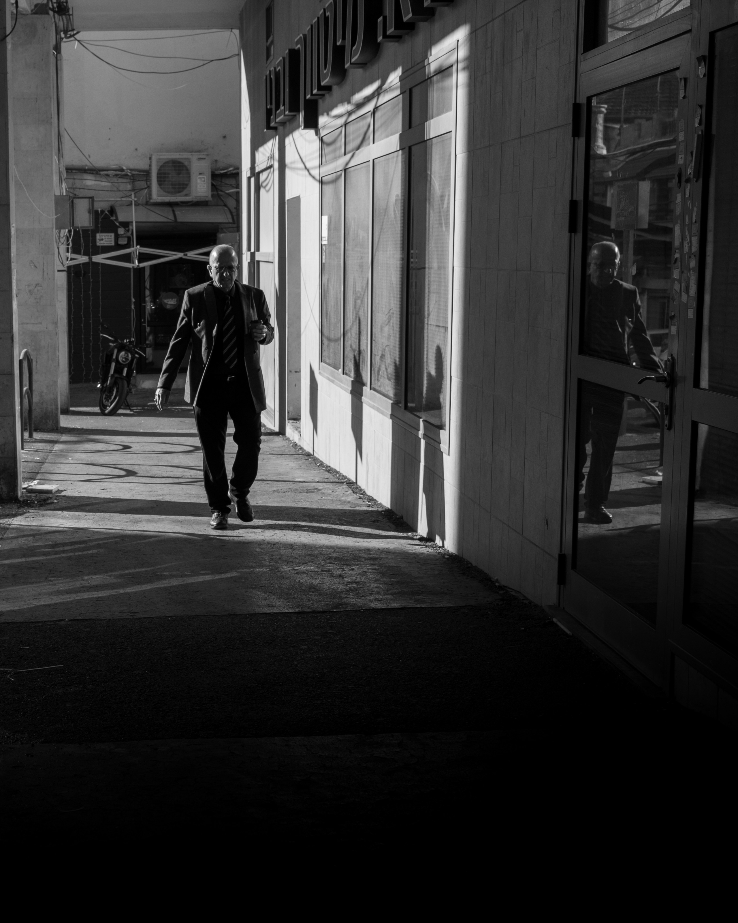 STREET / TRAVEL. Family and travel photographer from Israel