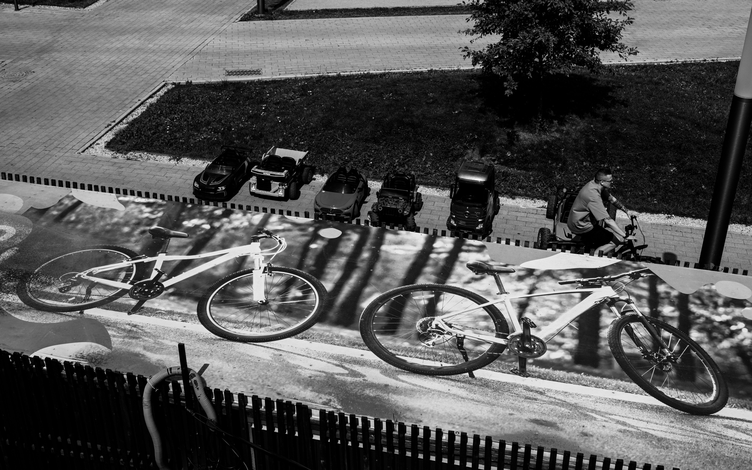 STREET / TRAVEL. Family and travel photographer from Israel