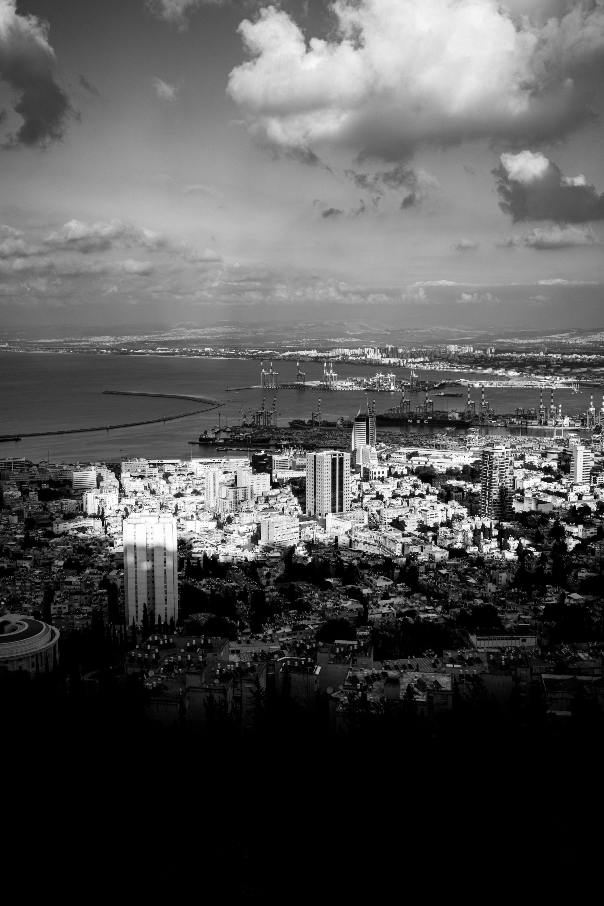 STREET / TRAVEL. Family and travel photographer from Israel