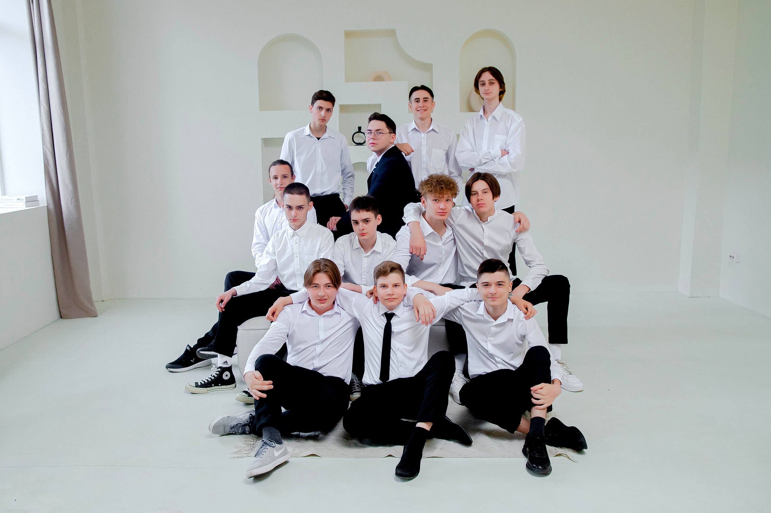 Фотосессия Гимназия 95 Класс 9Б. Современные Выпускные Альбомы в Ростове-на-Дону