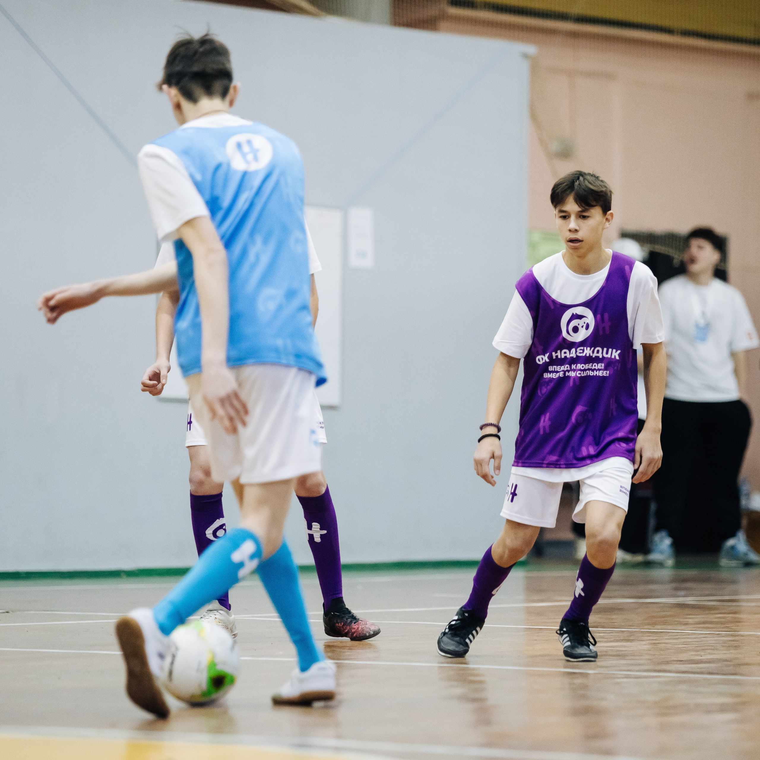 Турнир по футболу среди команд школ-интернатов Магнитогорска «Надеждик CUP» // 08.12.2024. Денис Прохоров Фотограф в г. Магнитогорск