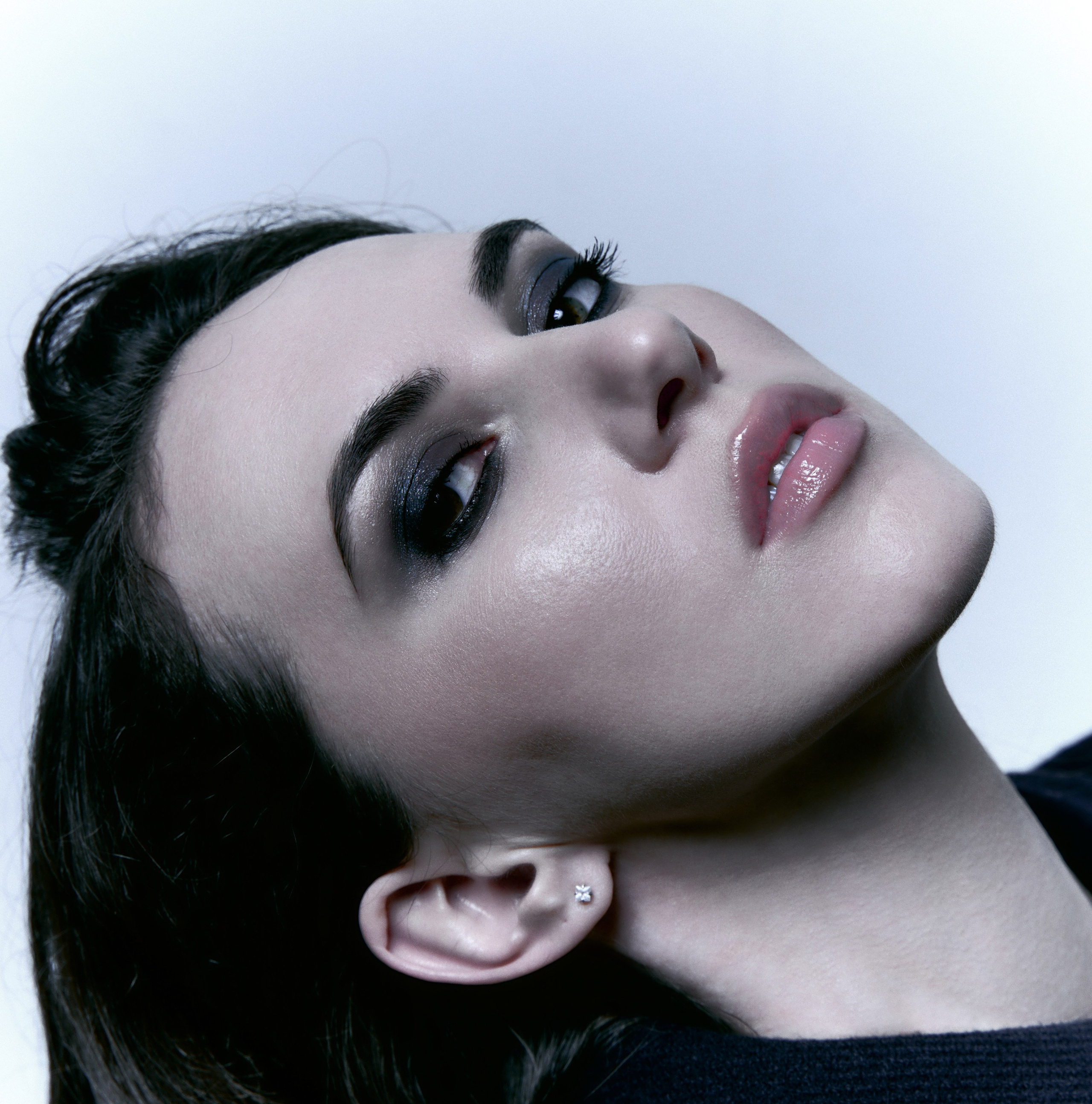 Roni. Modeling agency TM MODELS