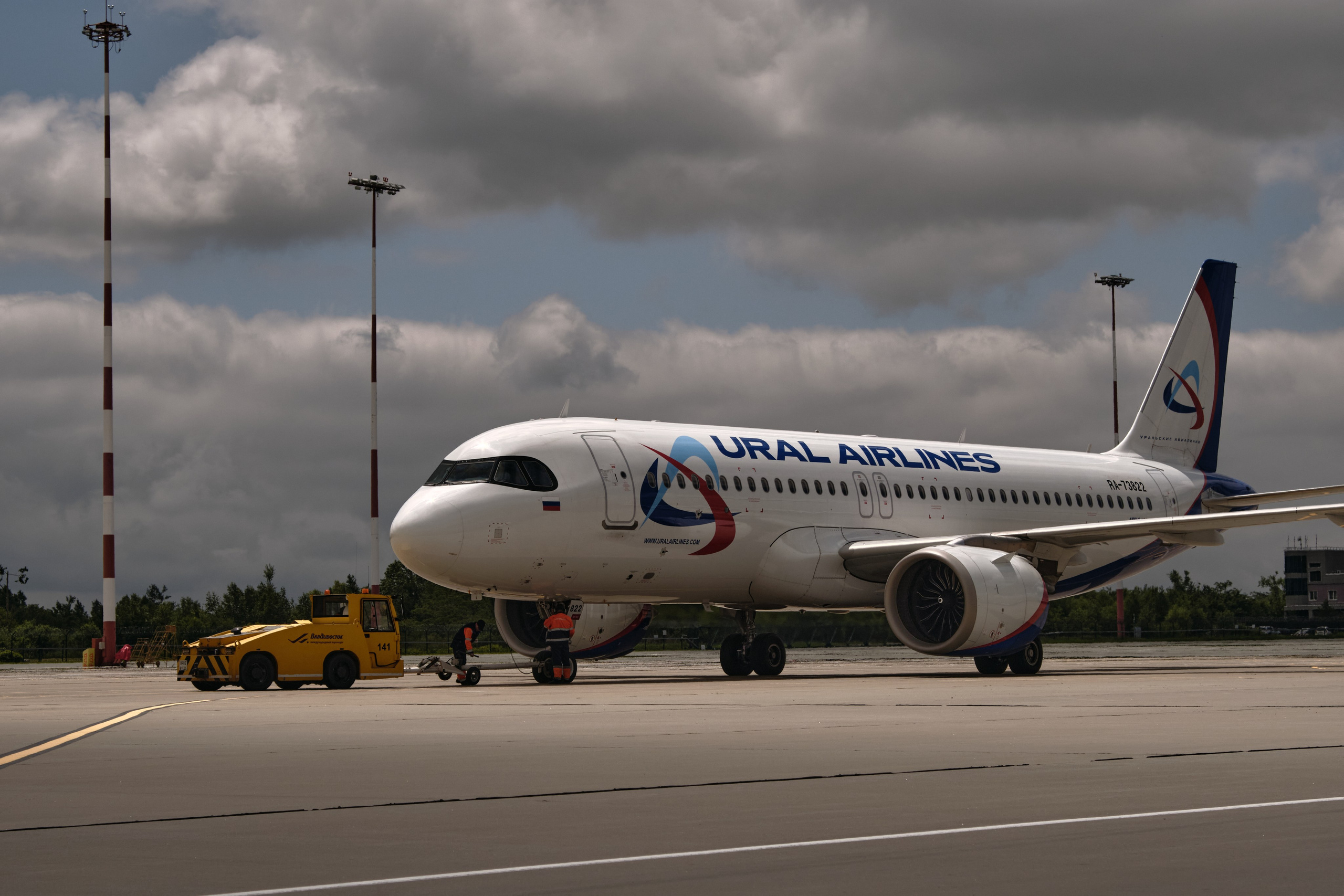 Аэропорт Владивостока. Фотограф портретный архитектурный лавстори будуар Санкт-Петербург Виктор Иванов