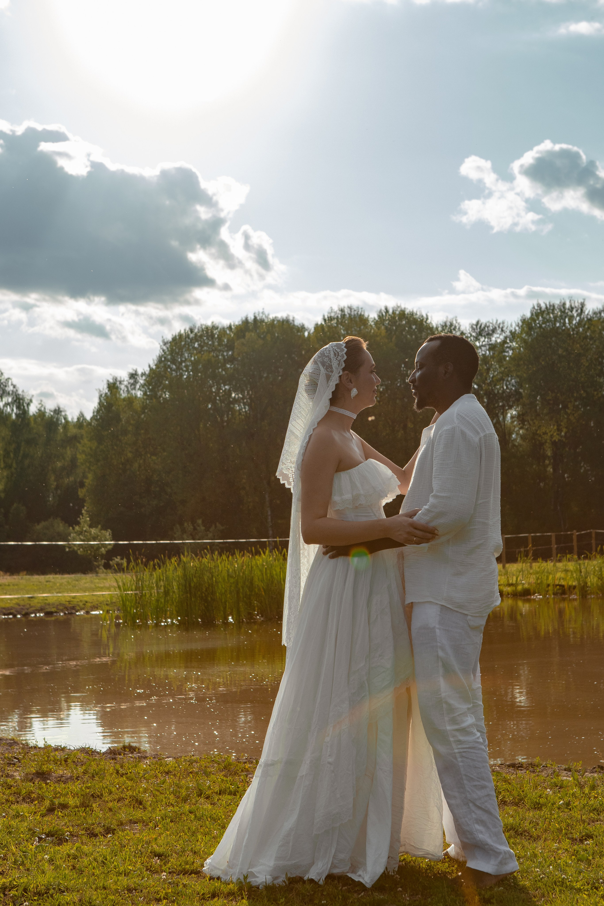 Необычная свадебная фотосессия в Москве с лошадьми
