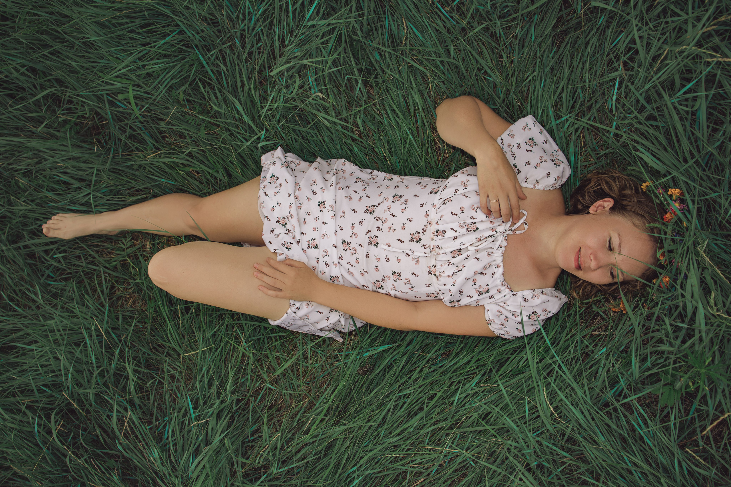 Анастасия, лето, озеро…. Фотограф Юлия Левандовская, п.Ясногорск