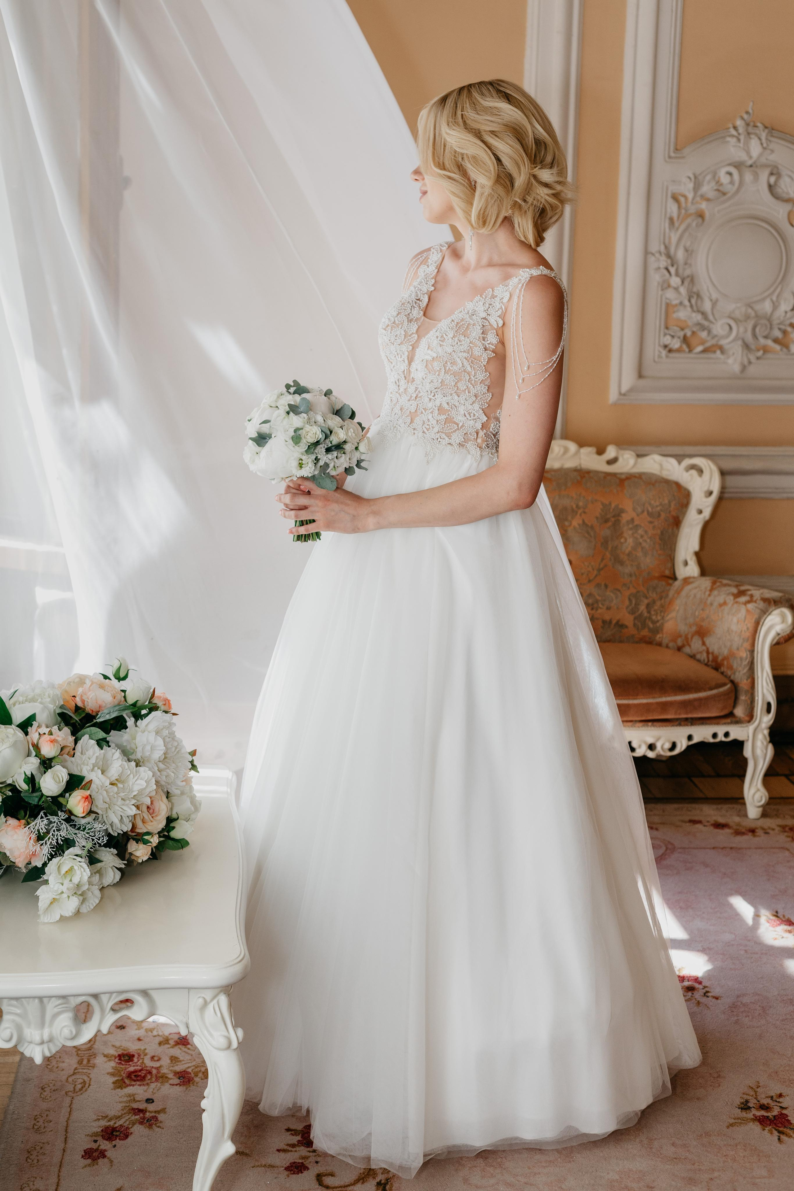 Юлия и Михаил: Первый дворец, дом Зингера, прогулка. Душевный фотограф в Санкт-Петербурге. Свадебные и семейные фотосессии